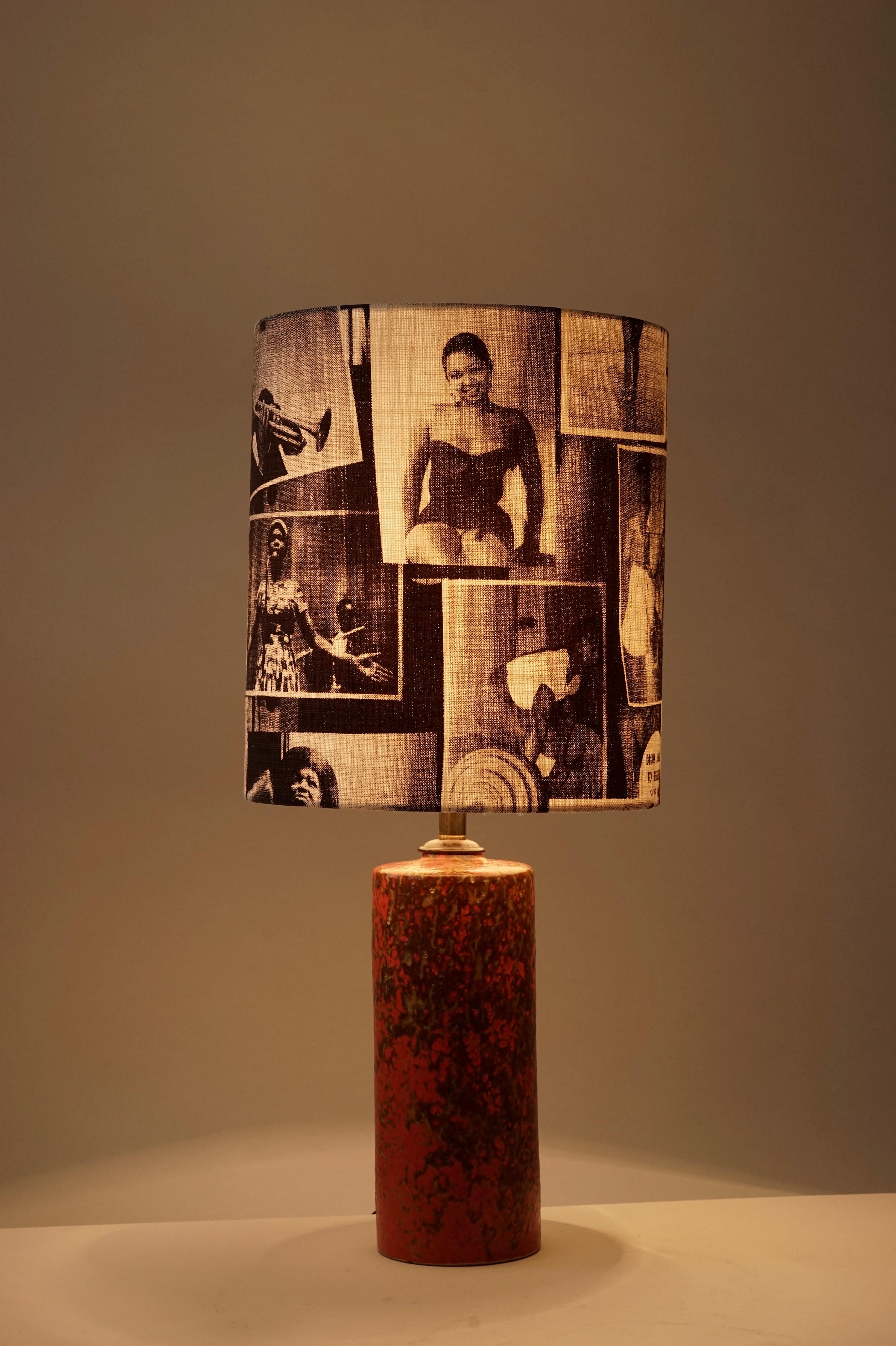 Lampe de table en céramique d'atelier hongroise du milieu du siècle dernier en vente 1