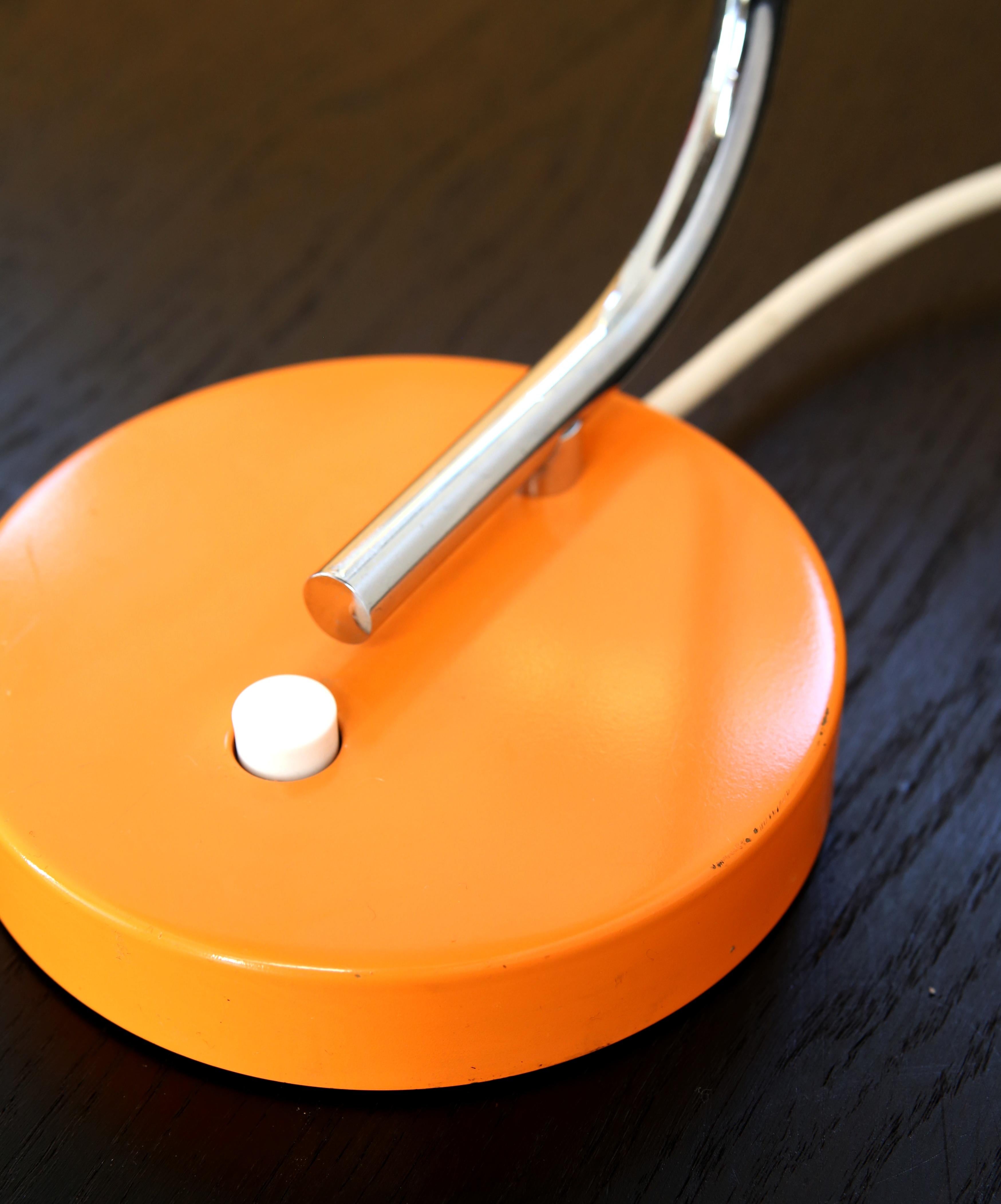 Mid Century Hustadt Leuchten desk lamp, orange colour  60s vintage 2