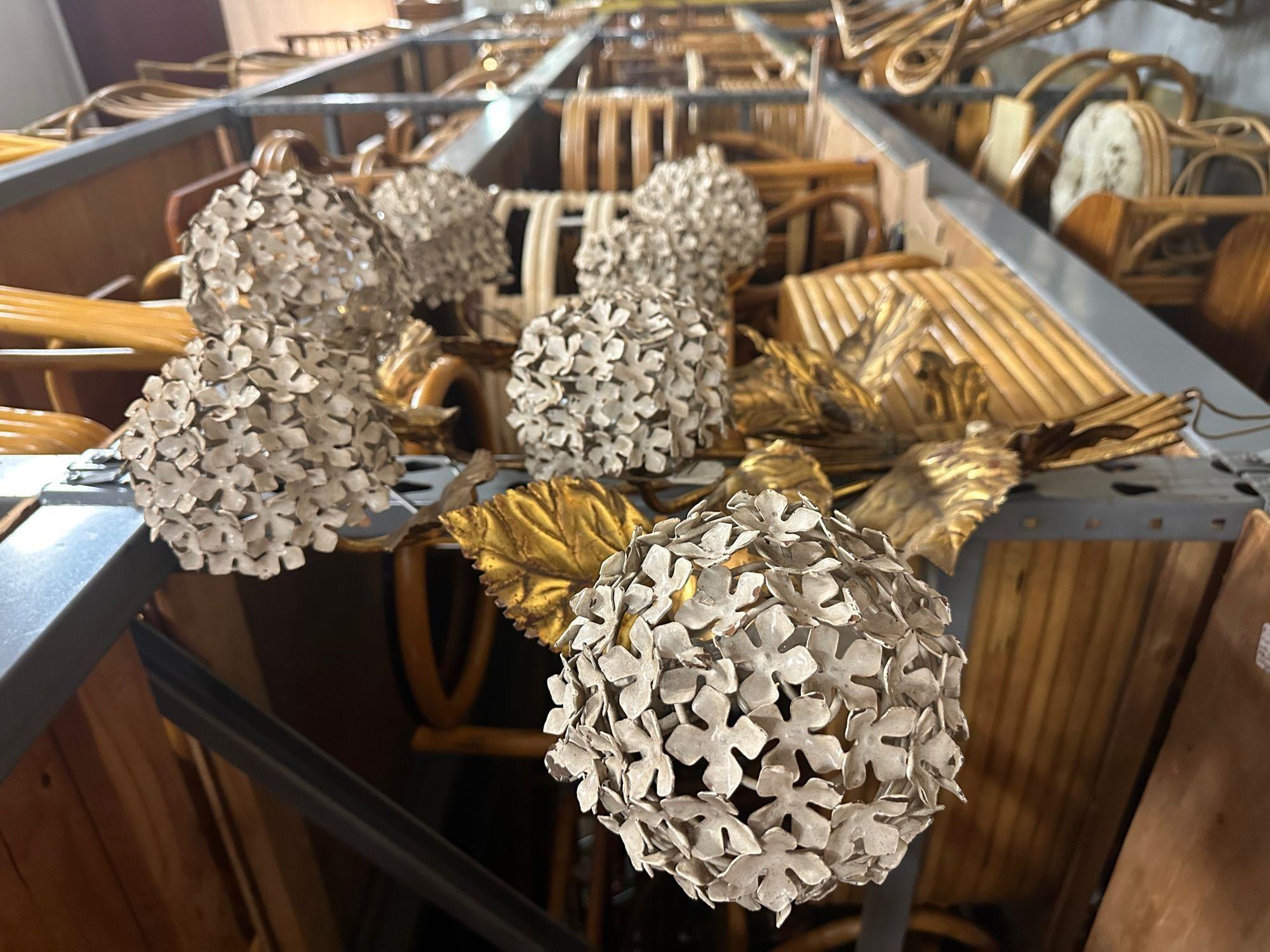 Mid Century Hydrangea Flowers Brass Wall Sconce Art Sculpture For Sale 3