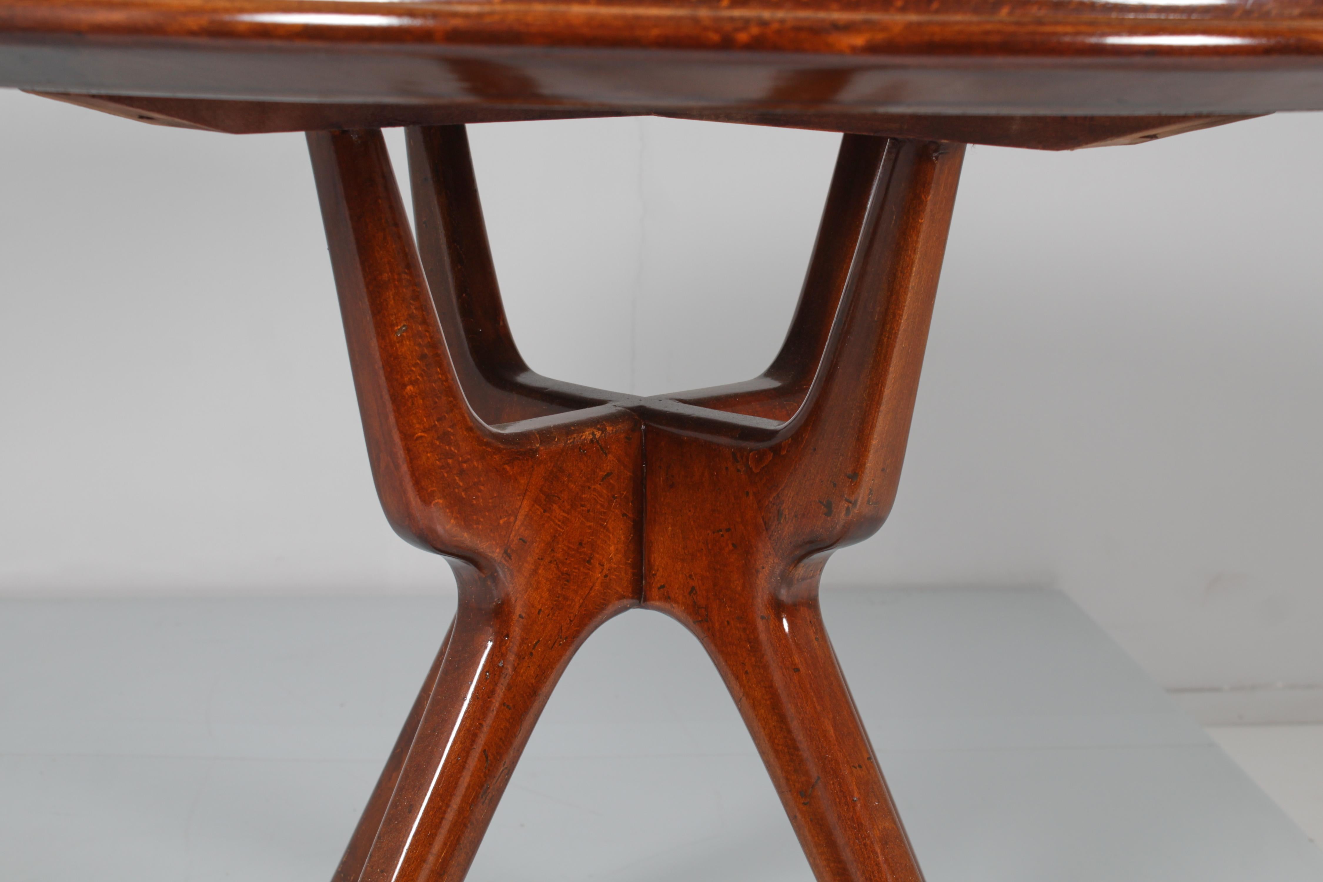Mid-Century I. Parisi Style Restored Round Wooden Table Cantù, 50s Italy 5