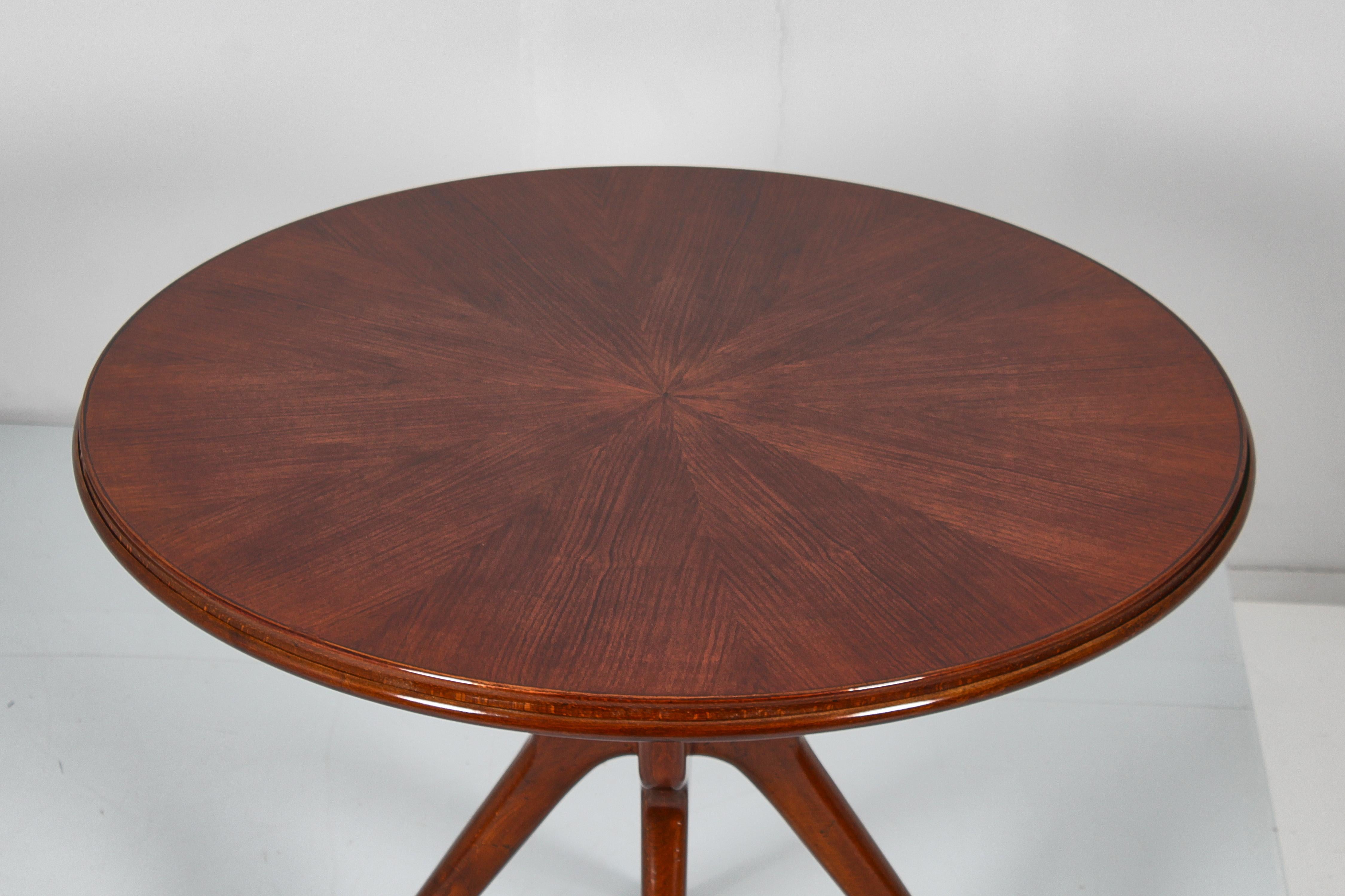 Veneer Mid-Century I. Parisi Style Restored Round Wooden Table Cantù, 50s Italy