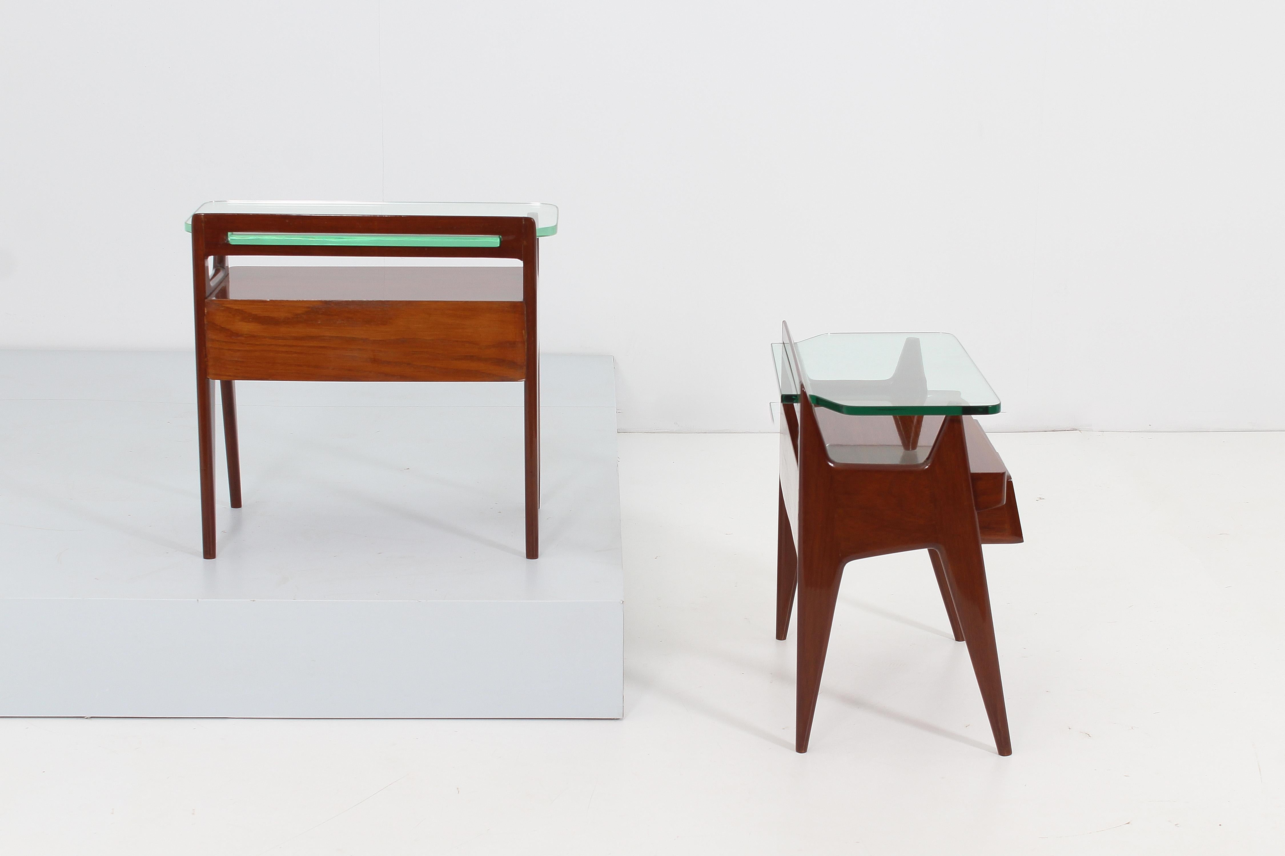 Mid-Century I, Parisi Wood and Thick Glass Nightstands, Set of 2, Italy, 1950s In Good Condition In Palermo, IT