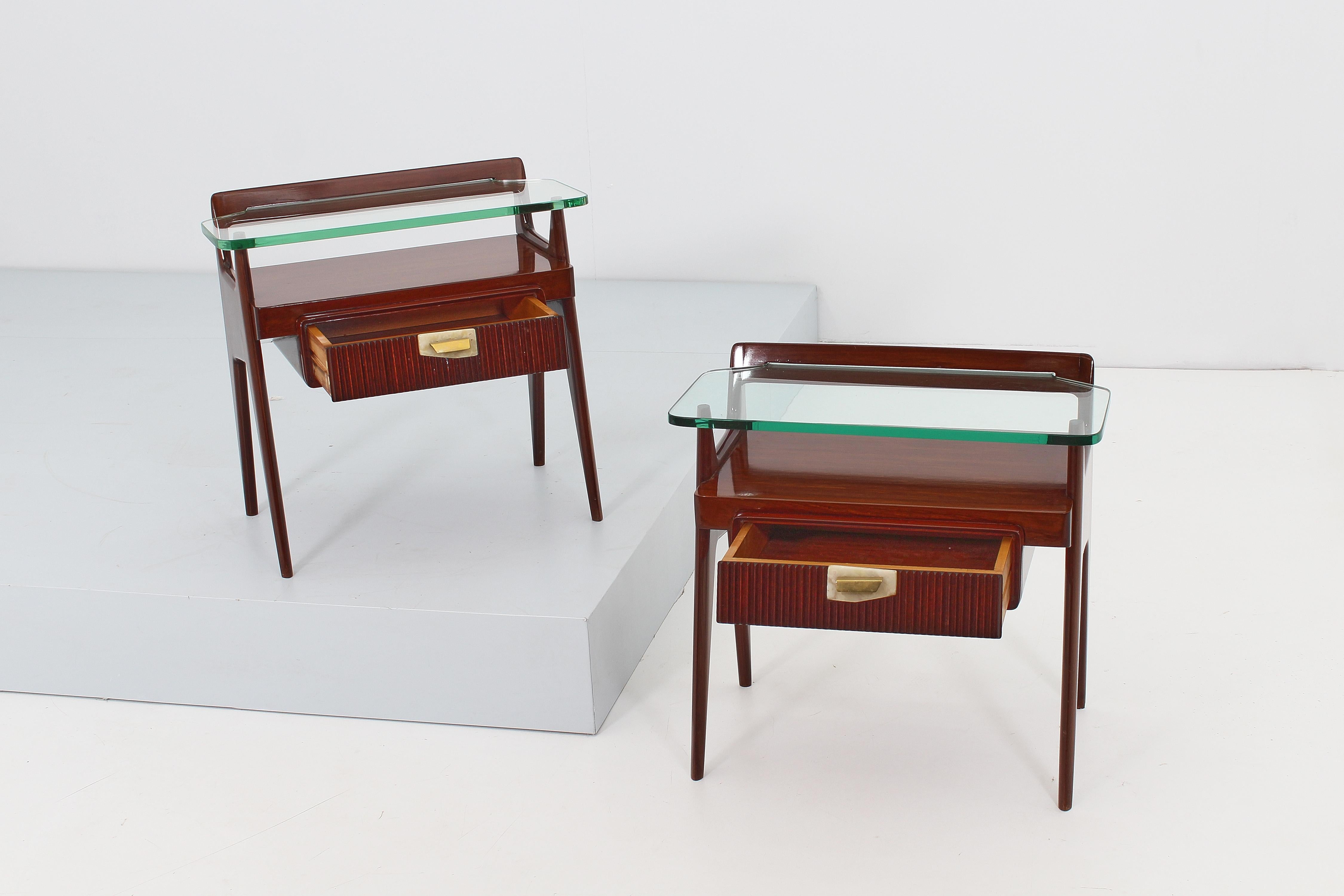 Mid-Century I, Parisi Wood and Thick Glass Nightstands, Set of 2, Italy, 1950s 1