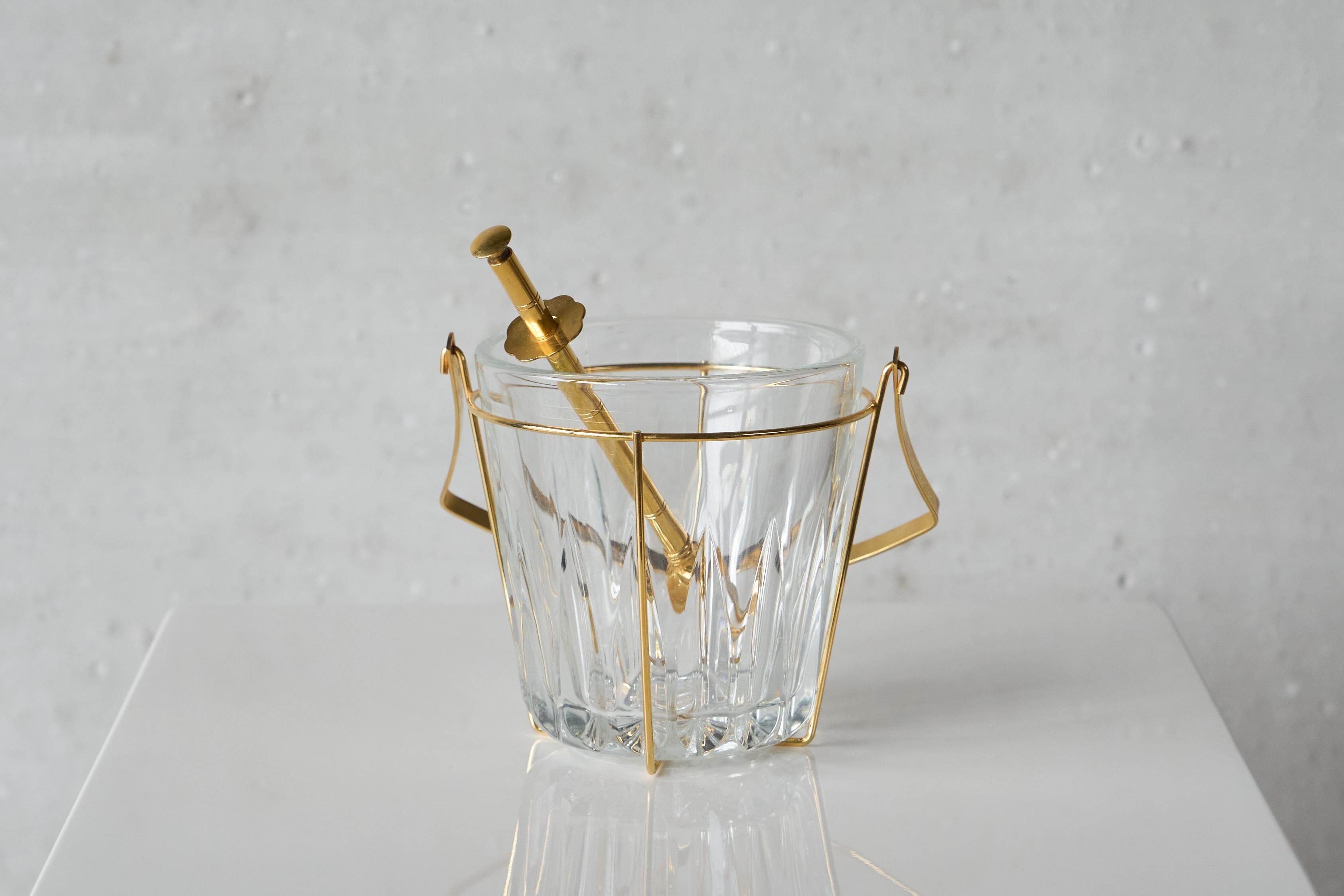 Mid Century Eiskübel und Zange aus Kristall und Messing Frankreich 1960er Jahre im Angebot 5