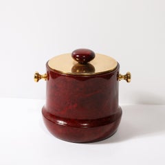 Cubitera de mediados de siglo en piel de cabra lacada en sangre de buey y latón by Aldo Tura