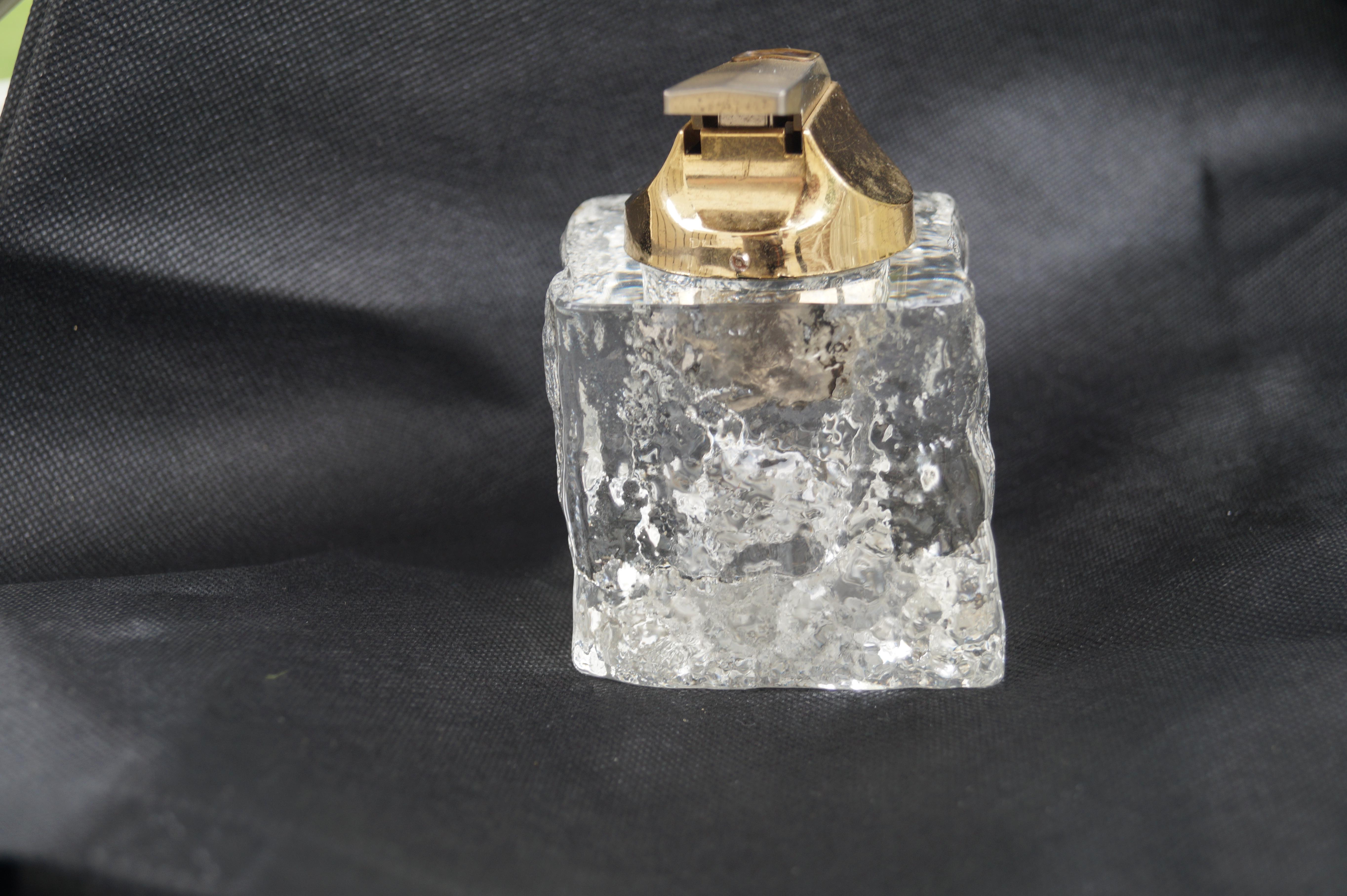 Mid Century Ice cube Table Lighter Antonio Imperatore Murano Glass Style 1970's Vidrio en venta