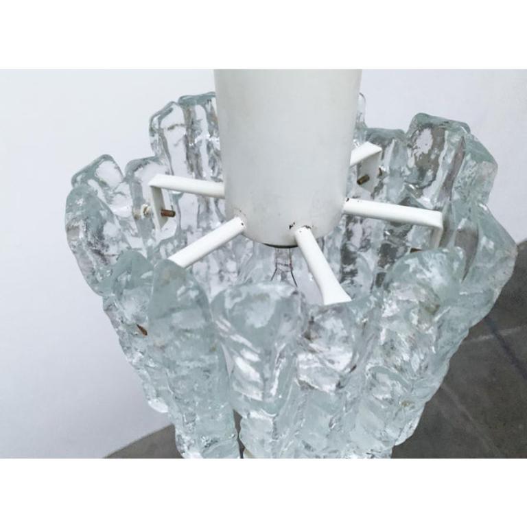 Lampada da soffitto in vetro ghiaccio di Kalmar, 1960 in vendita 5