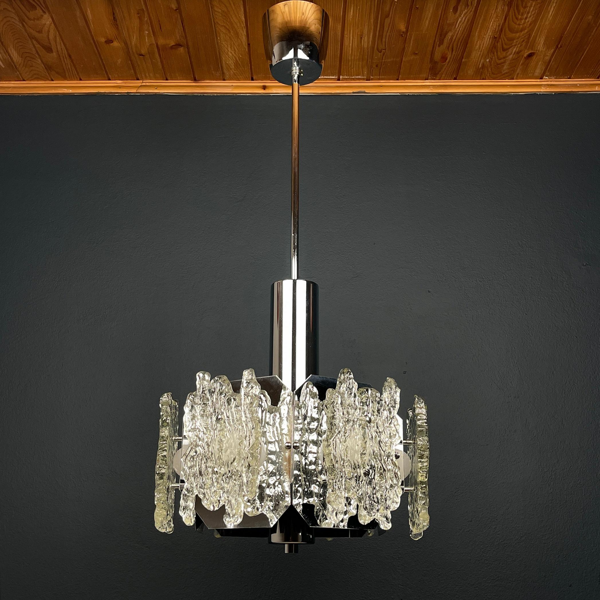 Mid-century ice Murano glass chandelier Italy 1970s  For Sale 4