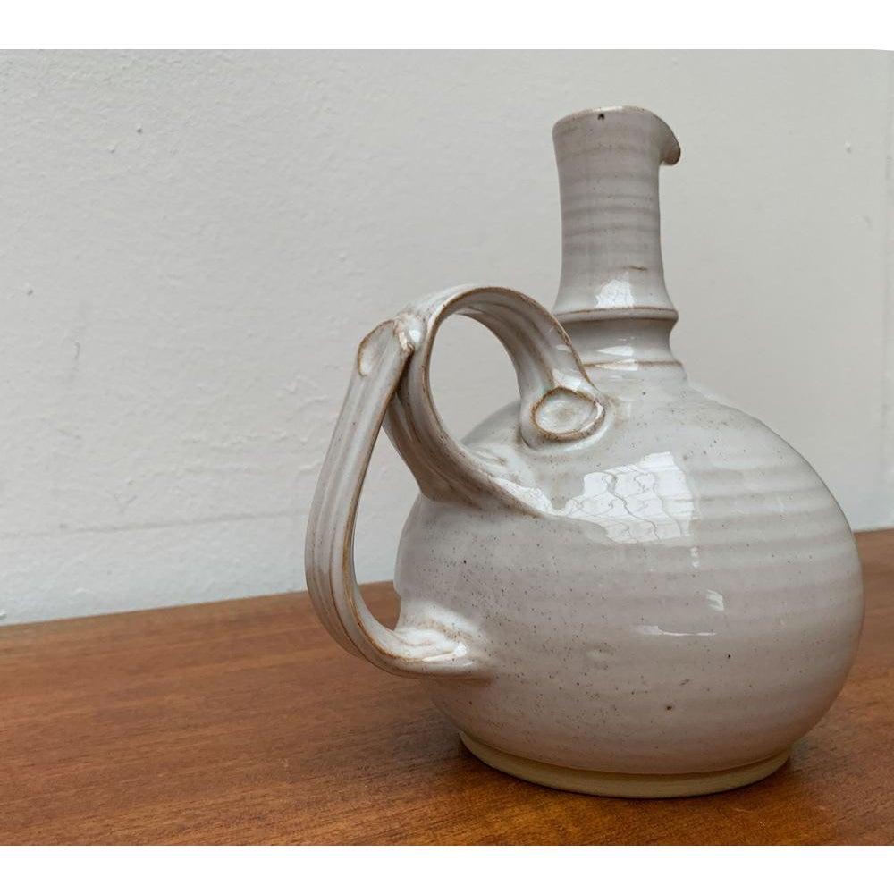 Mid-Century moderno Vaso a caraffa in ceramica islandese di metà secolo di Sigurdar Haukssonar, anni '60 in vendita