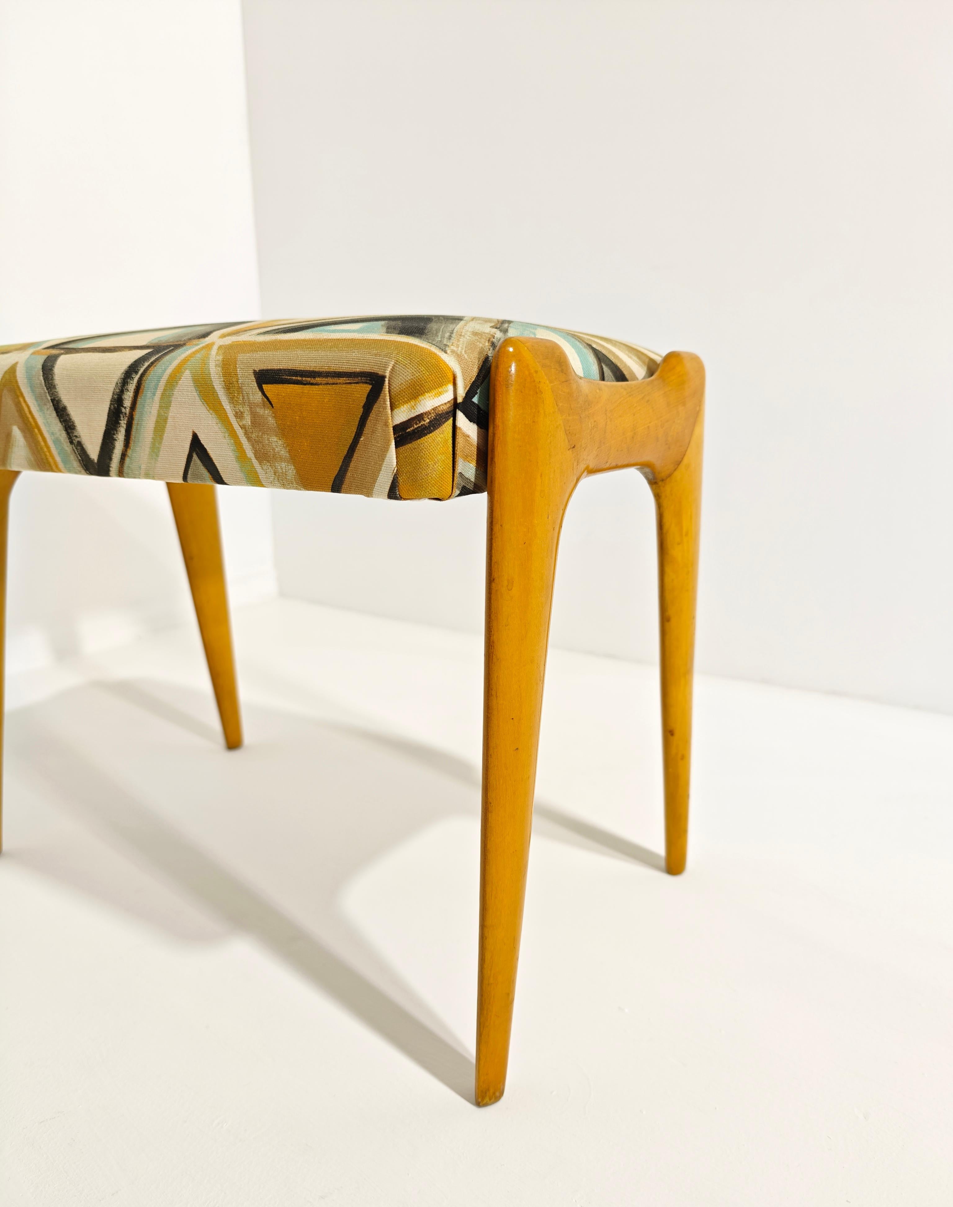 Tessuto Sgabelli di metà secolo Ico Parisi per Cantu' Italia Coppia di sgabelli in Wood Wood Italia anni '50 in vendita