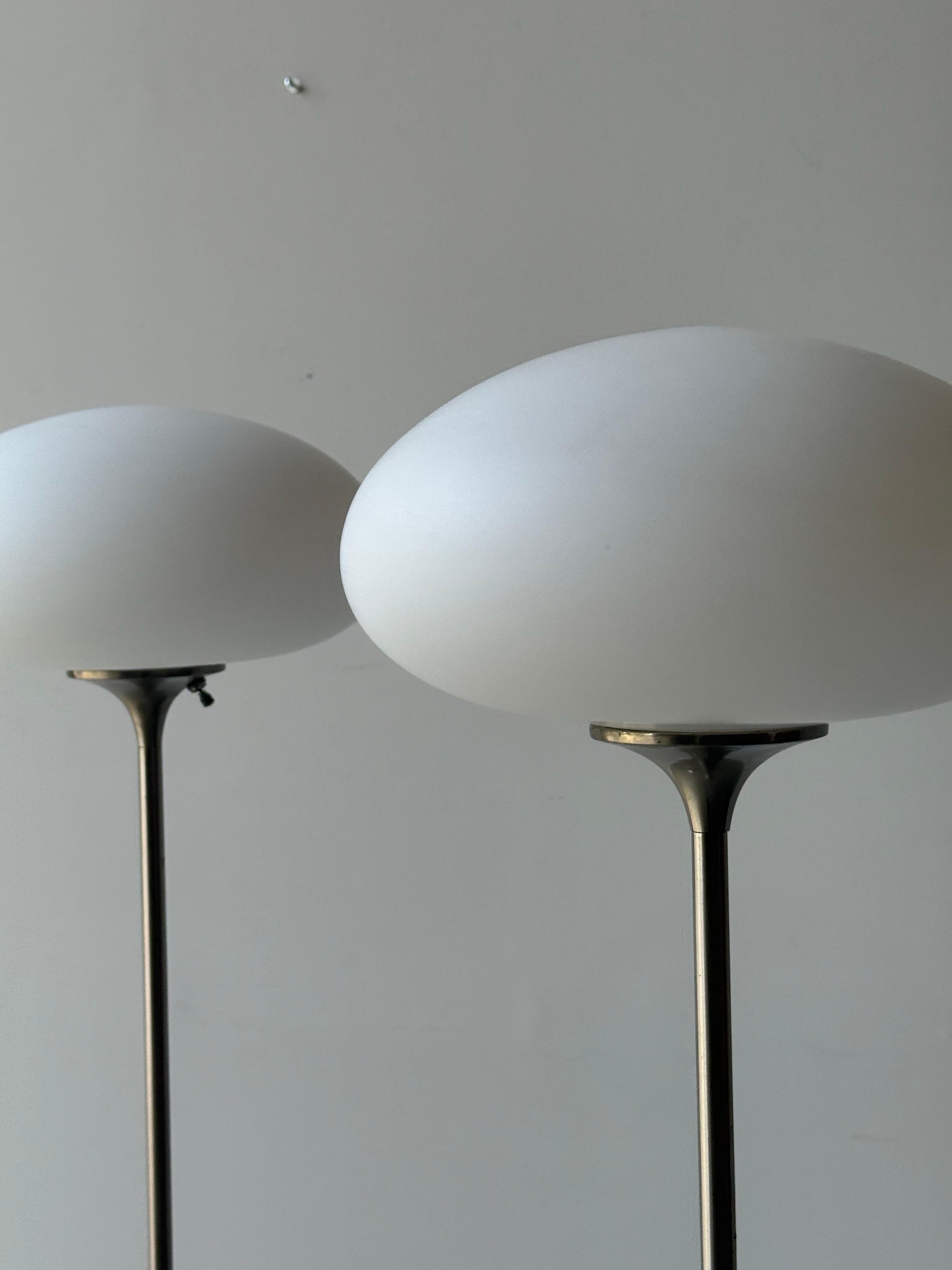 American Mid-Century Iconic Mushroom Floor Lamp by Bill Curry for Laurel Lamp Co. For Sale