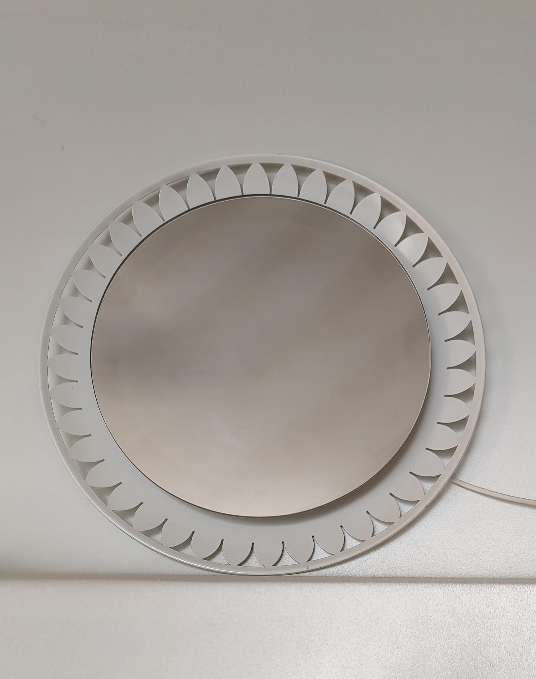 Modern Mid-Century illuminated Miror by Ernest Igl for Hillebrand  For Sale