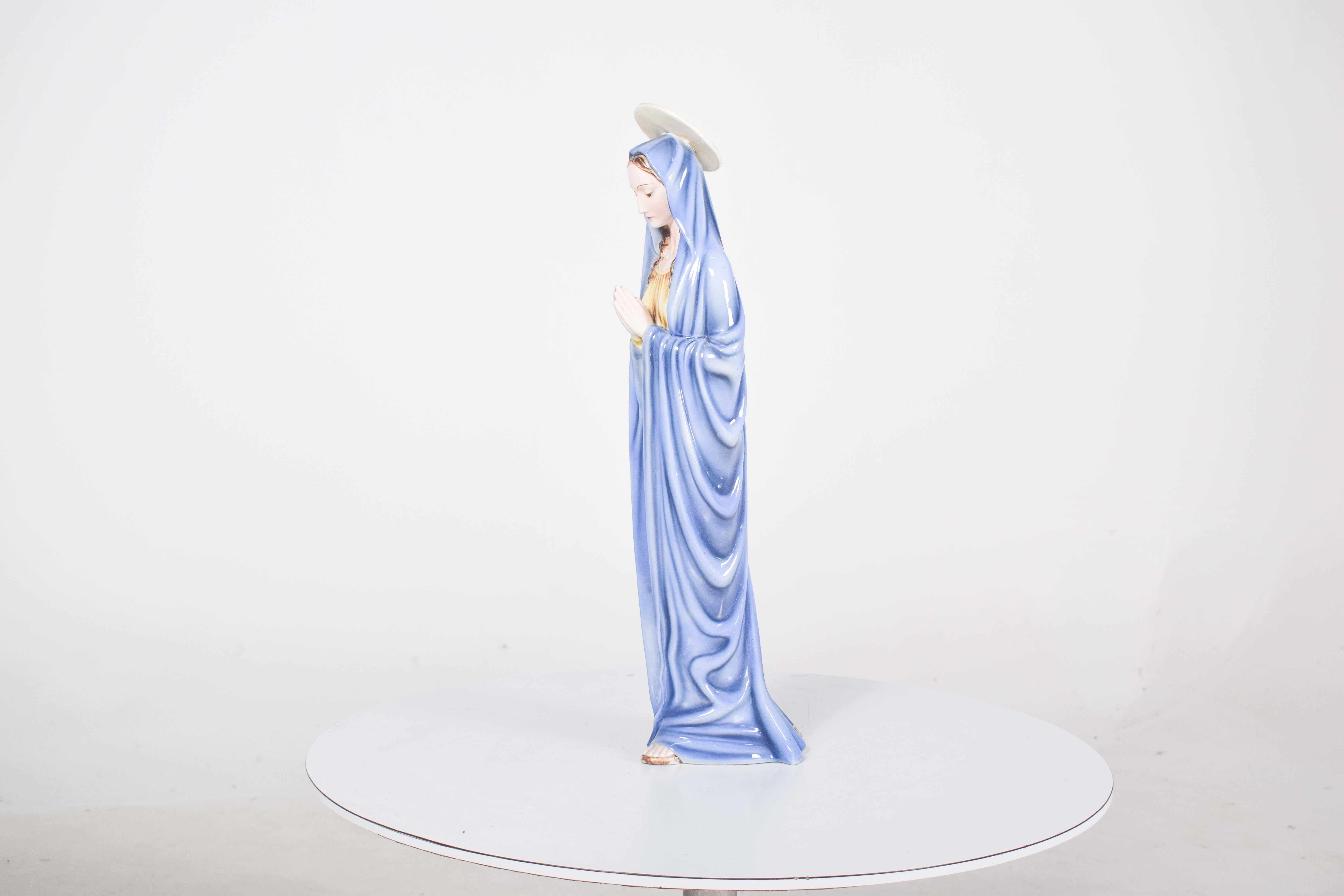 XX secolo Immagine di Santo di metà secolo in porcellana in vendita