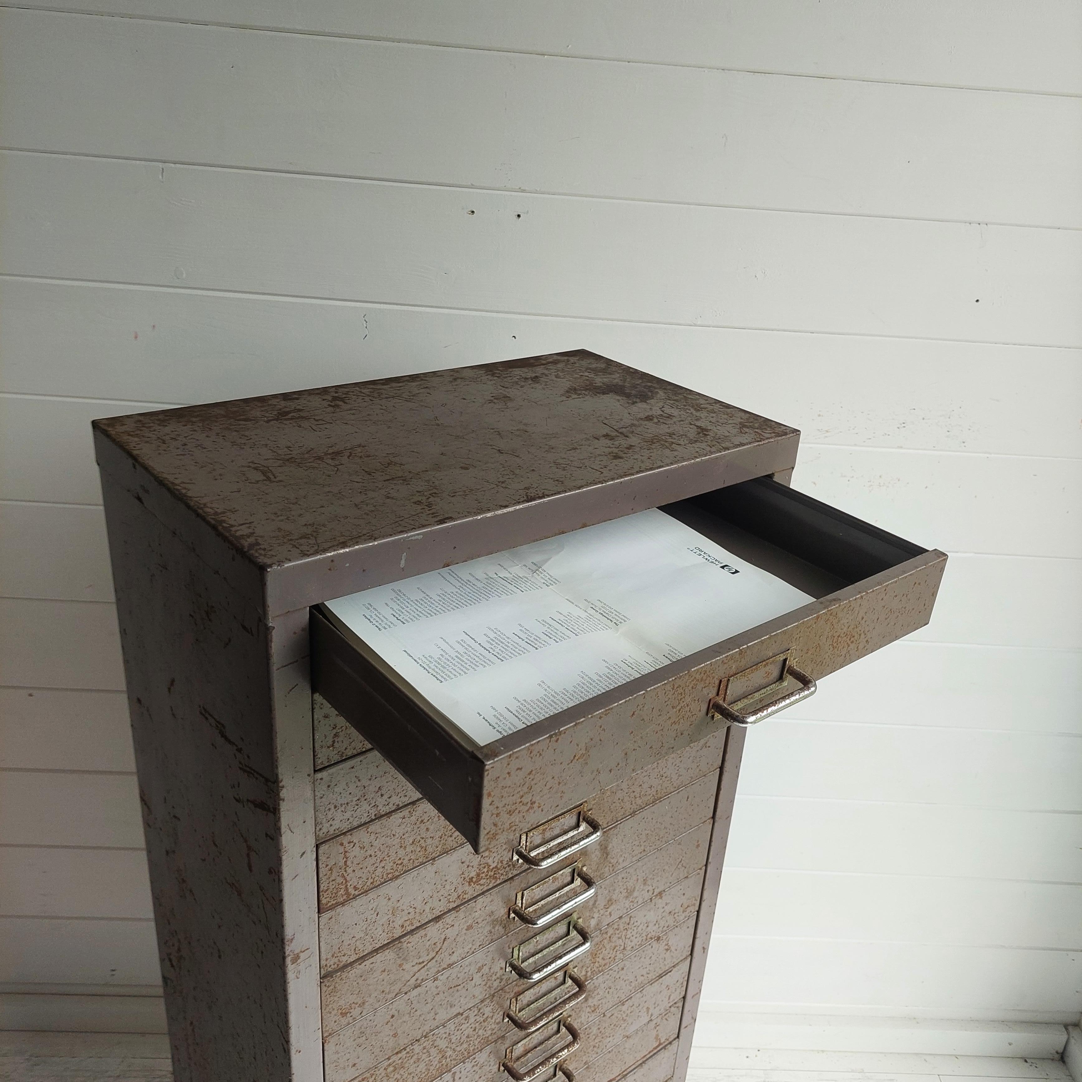 Mid Century Industrial  15 Drawer Filing Cabinet By Store 1950s 6