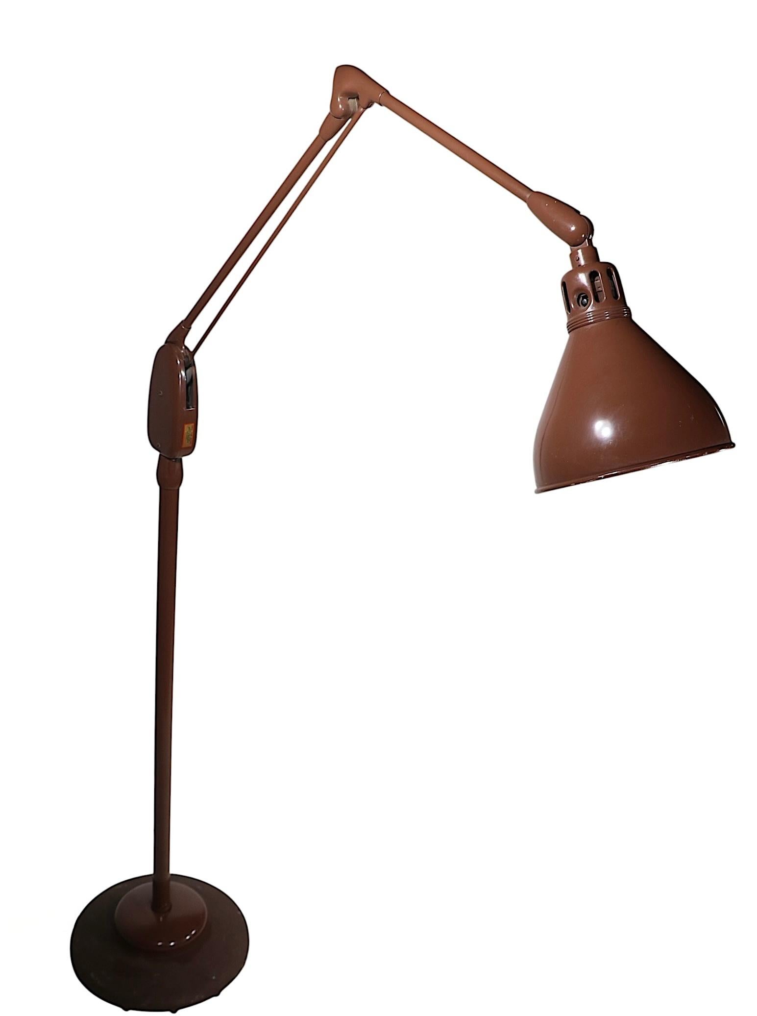 Mid Century Industrial Angle Poise Stehleuchte von Dazor im Angebot 6