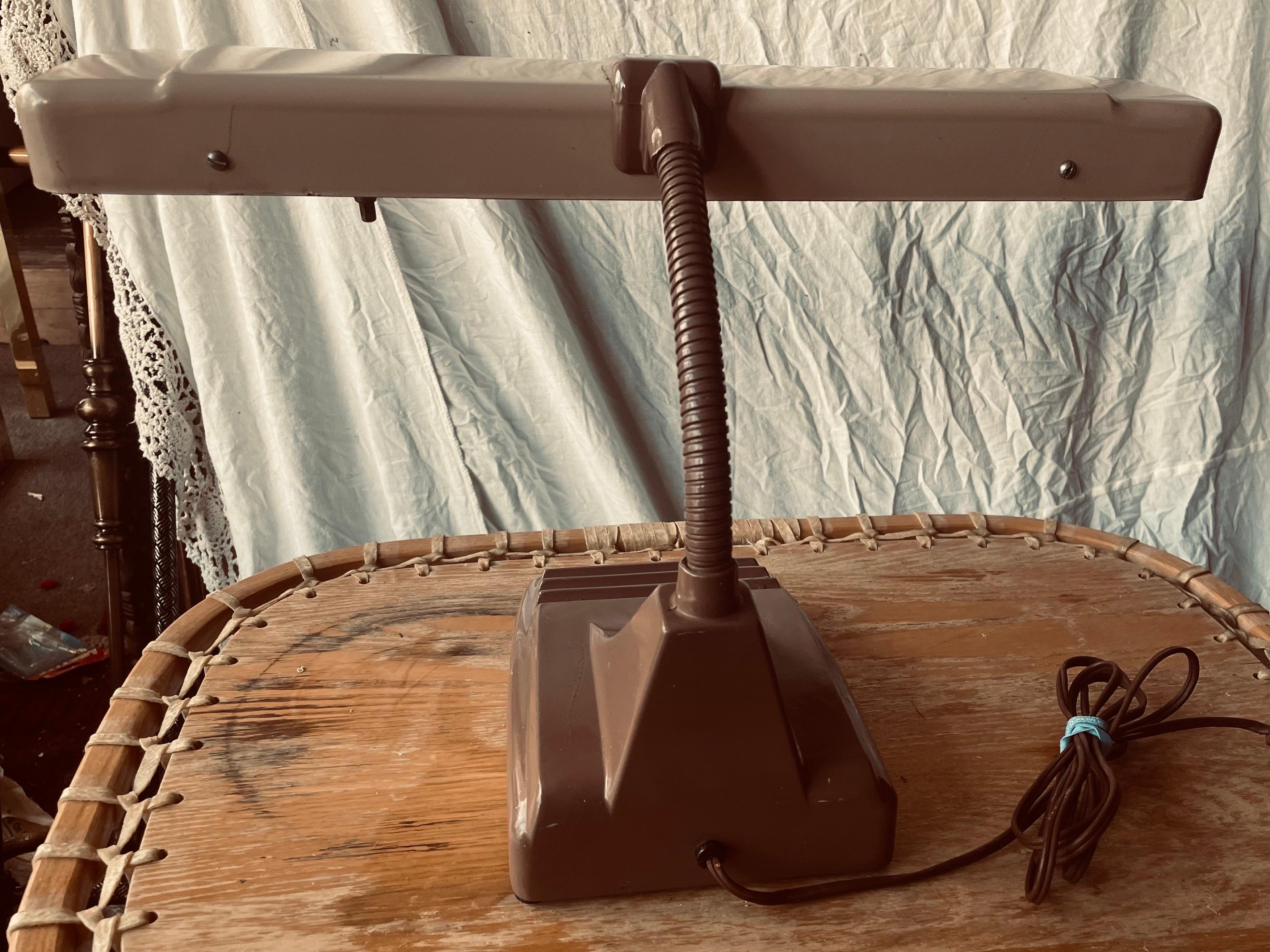 20th Century Mid Century Industrial Art Deco Goose Neck Desk Florescent Bulb Lamp Light For Sale