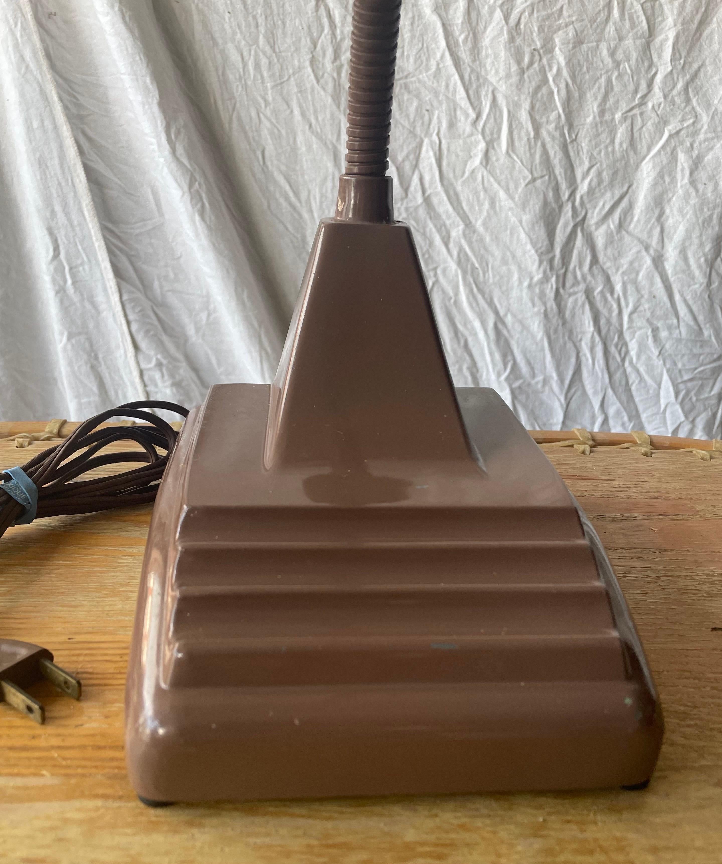 Mid Century Industrial Art Deco Goose Neck Desk Florescent Bulb Lamp Light For Sale 2