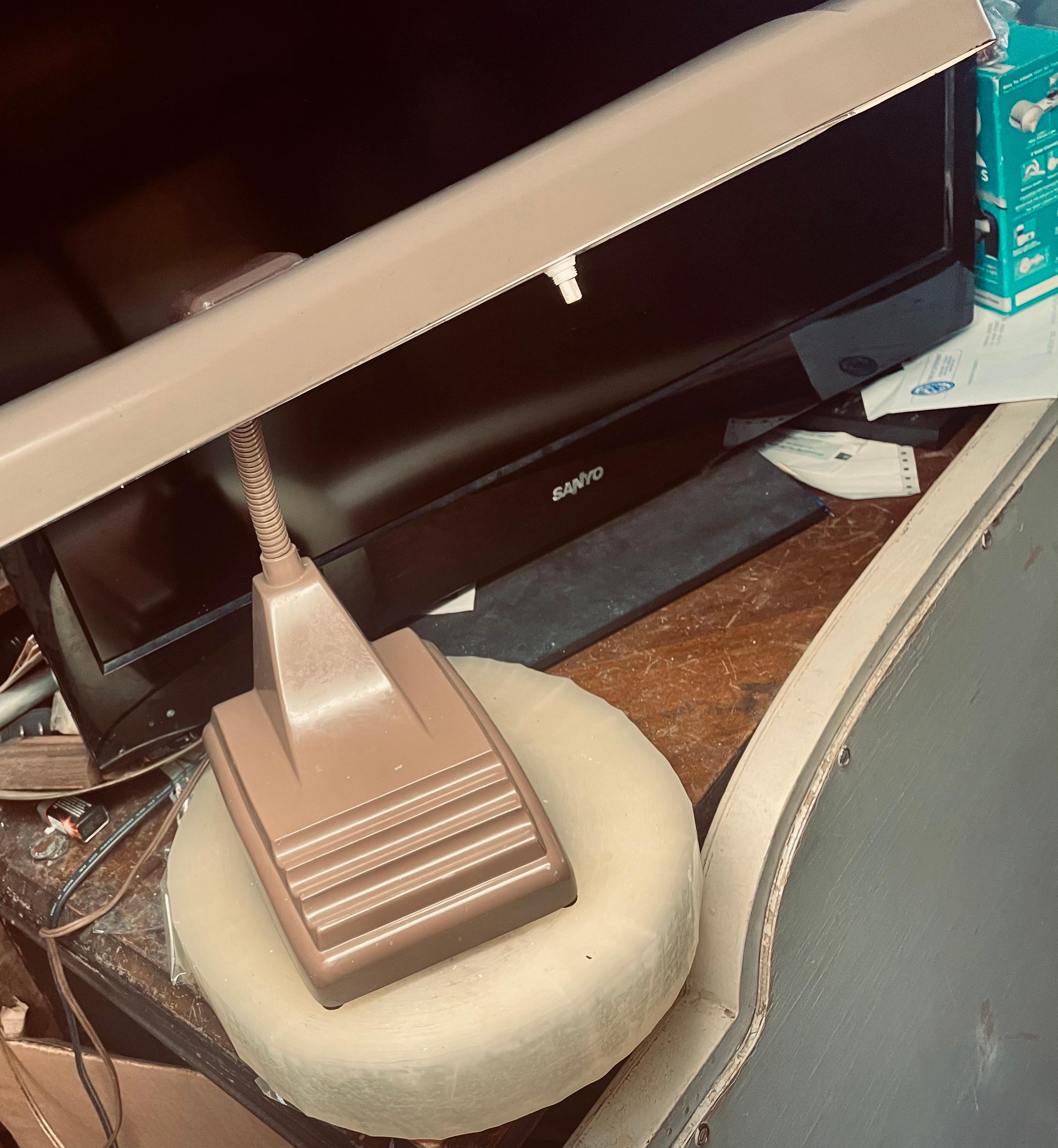 Mid Century Industrial Art Deco Goose Neck Desk Florescent Bulb Lamp Light For Sale 3