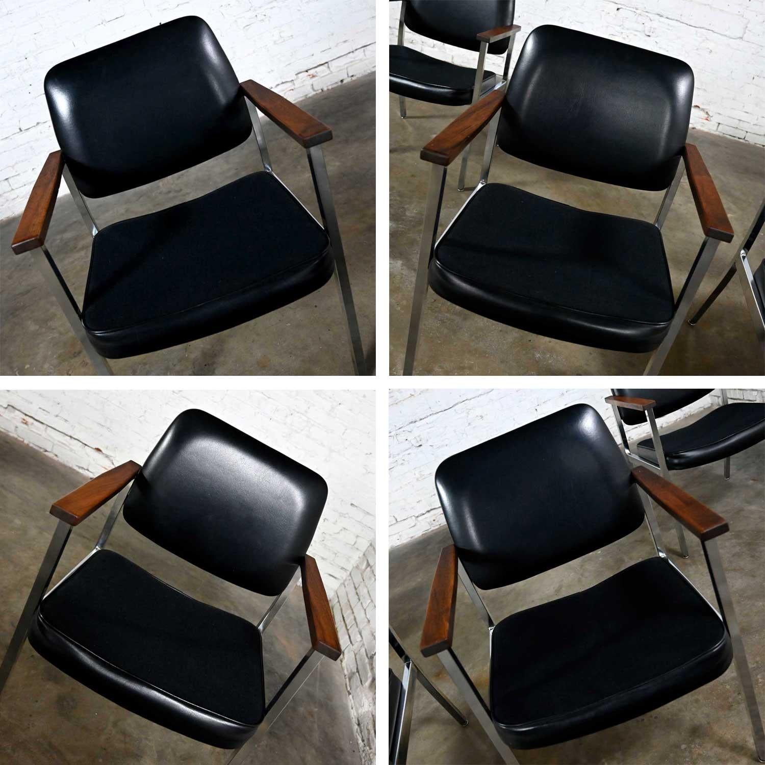 Mid Century Industrial Chrome & Black Vinyl Wood Arms Dining Office Chairs Set 4 For Sale 4