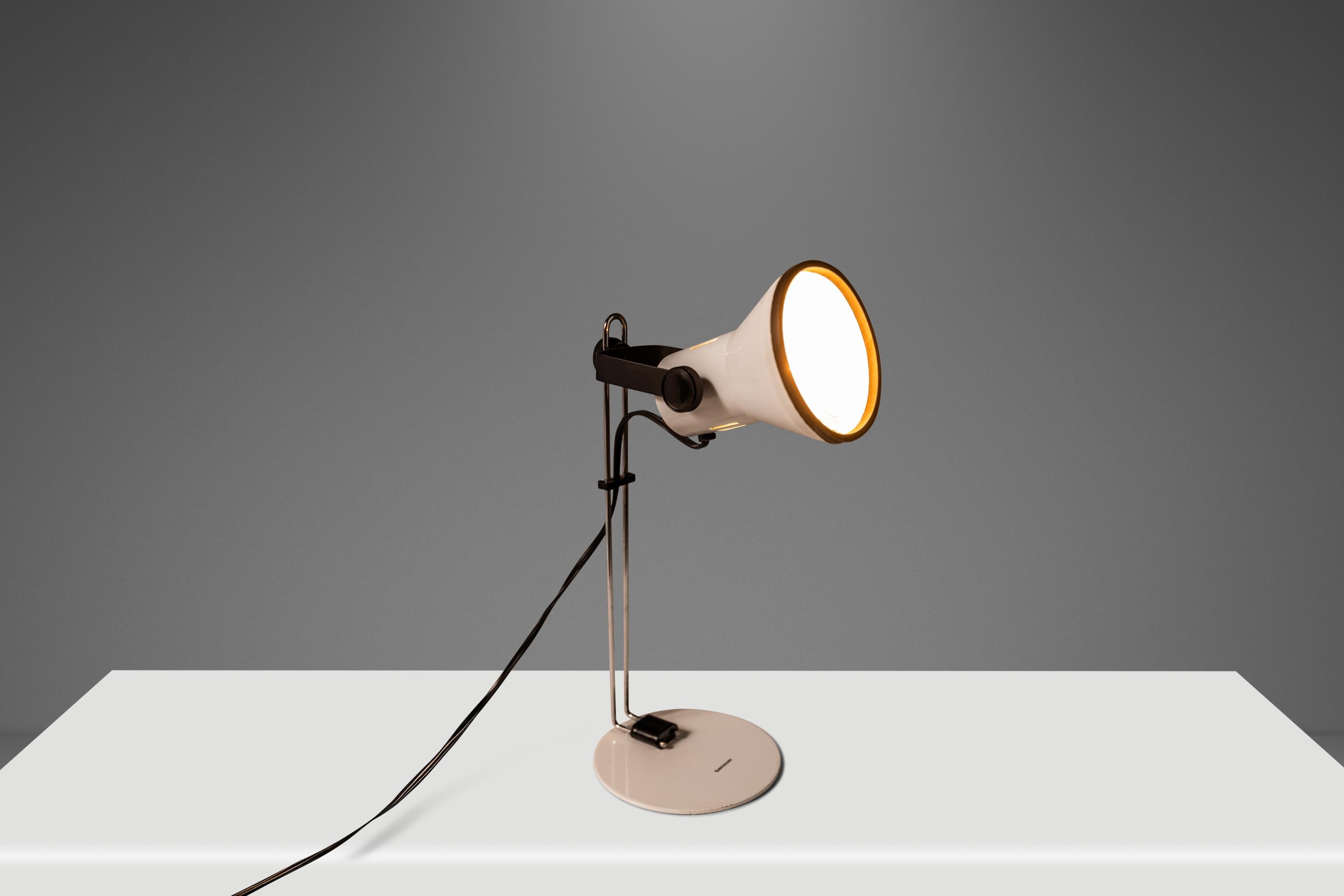 Post-Modern Mid Century Industrial Mechanical Adjustable Tension Desk Lamp by Tensor, 1980's For Sale