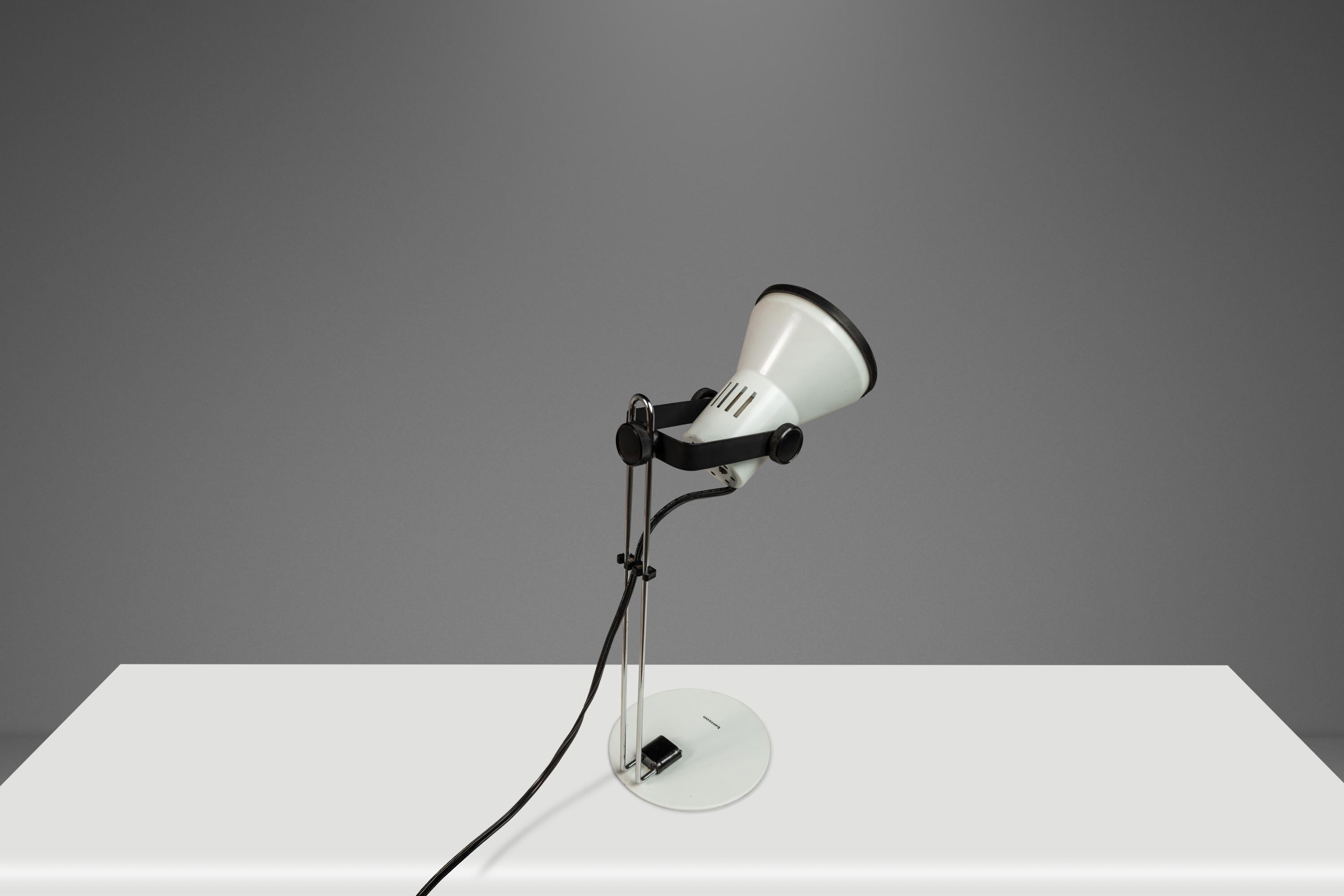 Late 20th Century Mid Century Industrial Mechanical Adjustable Tension Desk Lamp by Tensor, 1980's For Sale