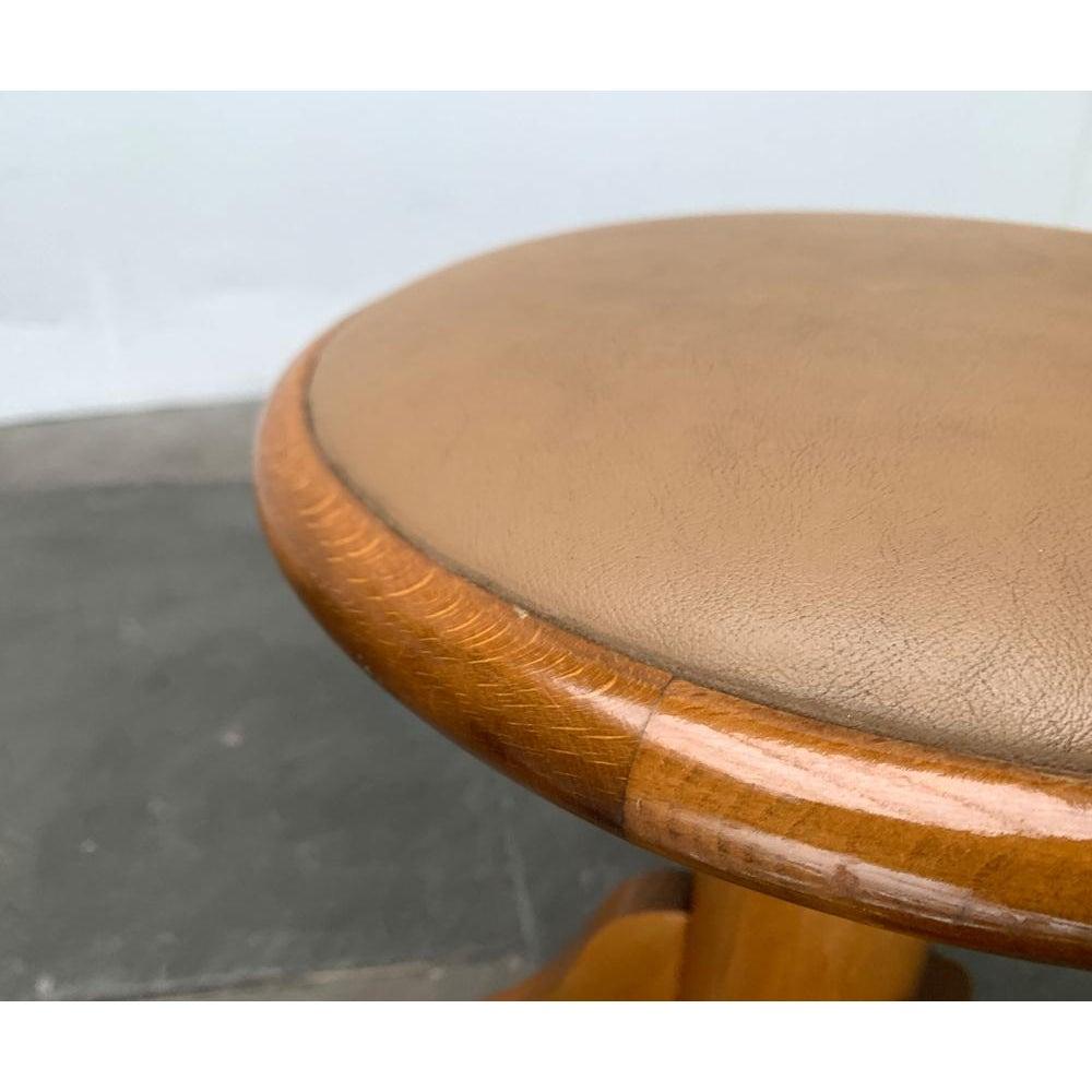 Tabouret pivotant tripode industriel du milieu du siècle, années 1960 en vente 3