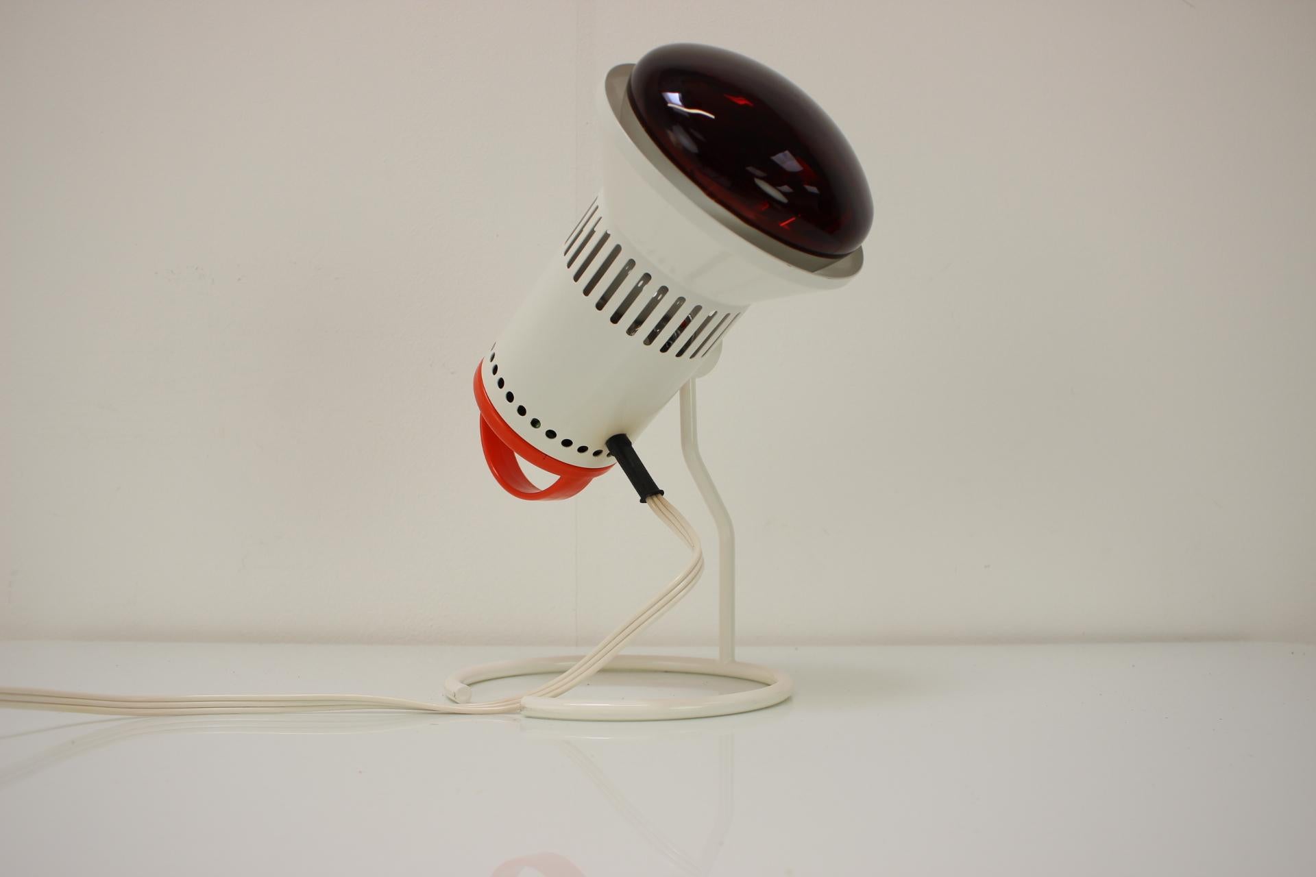 Metallo Lampada da tavolo a infrarossi di metà secolo, Chirana 1980, Cecoslovacchia in vendita
