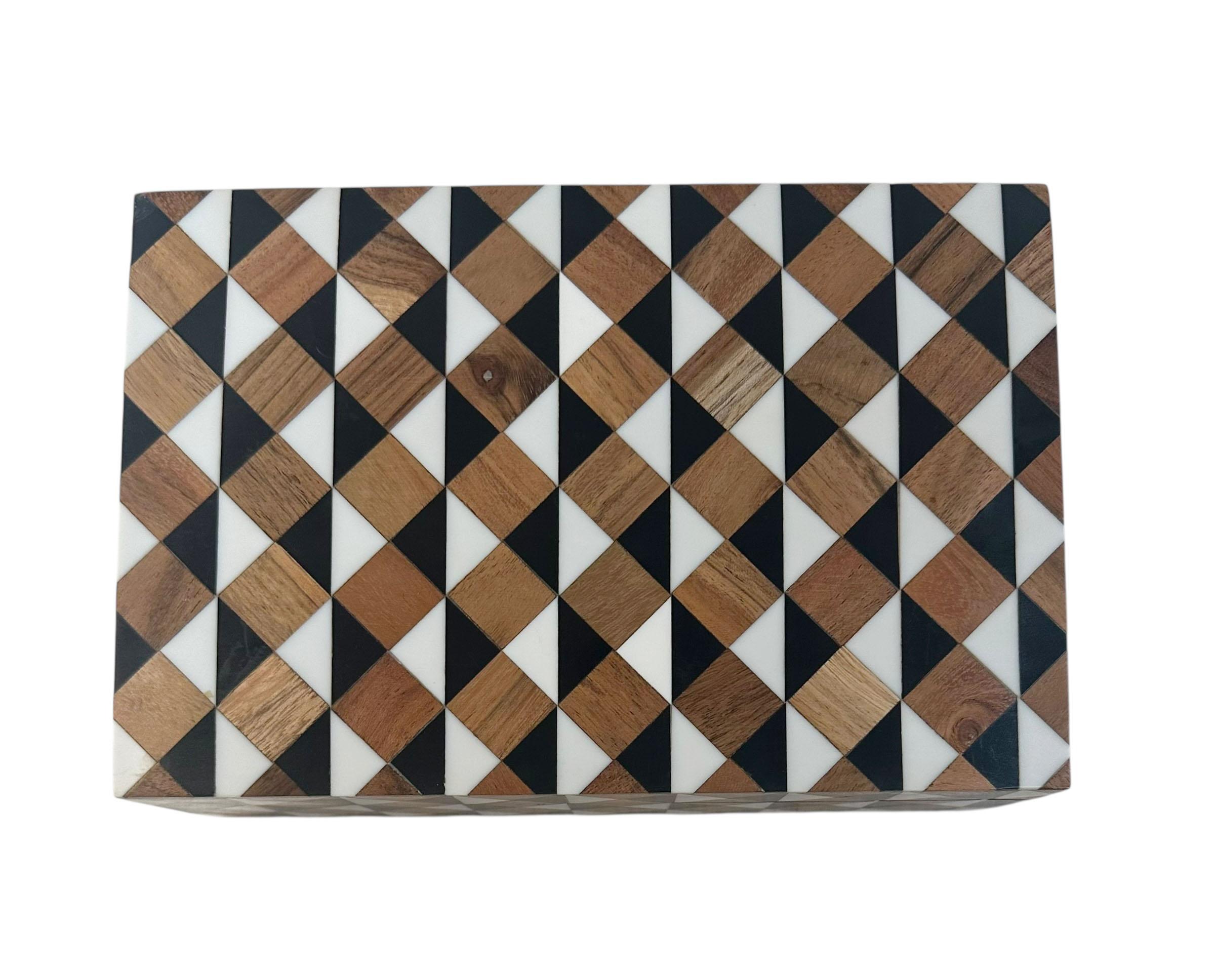 Osso Scatola in legno e osso intarsiato del metà del secolo scorso in vendita