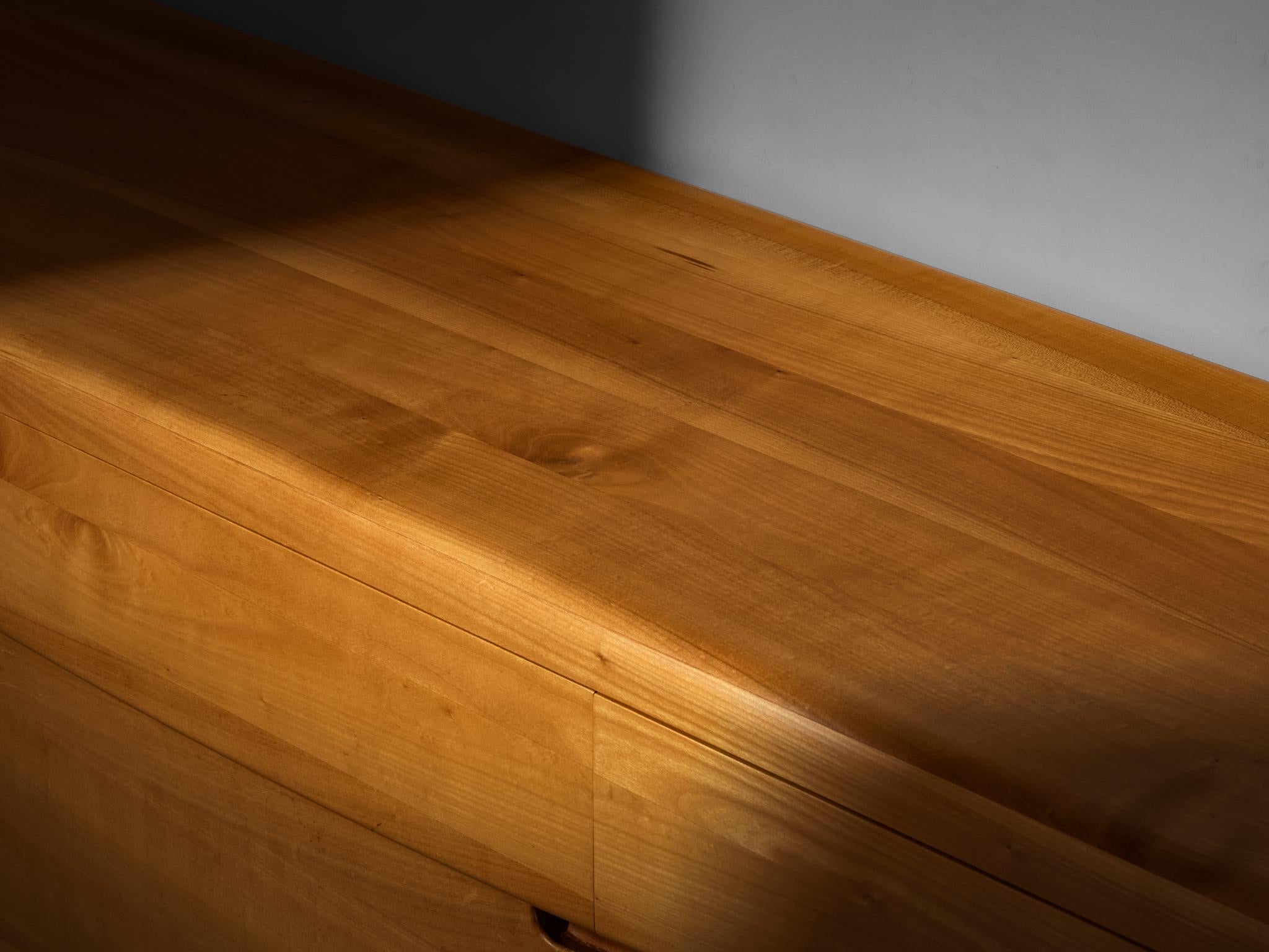 Mid-Century Inspired Sculptural Wall Mounted Sideboard in Solid Elm & Brass For Sale 4