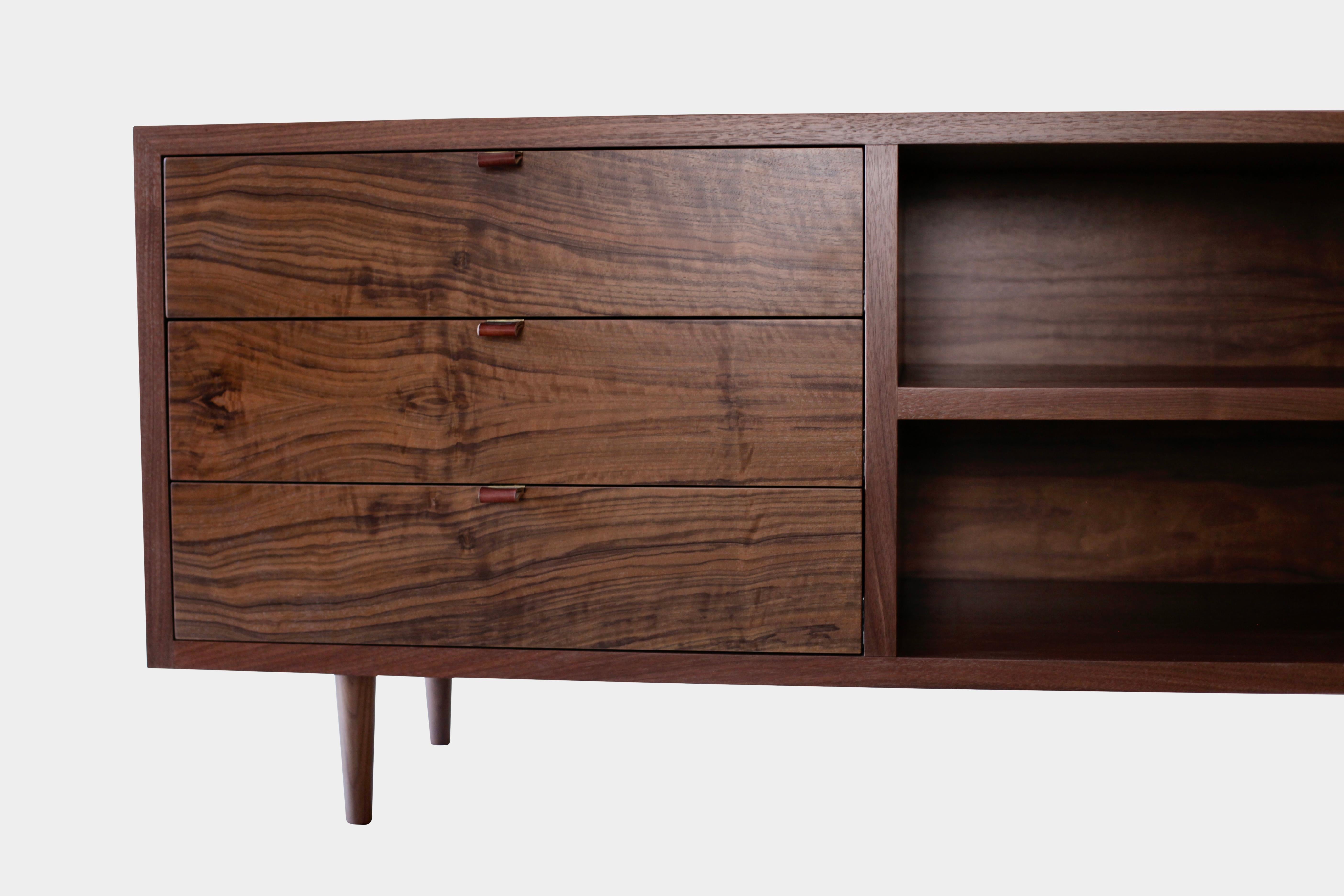 Contemporary Mid-Century Inspired Walnut Sideboard / Credenza by Boyd & Allister  For Sale