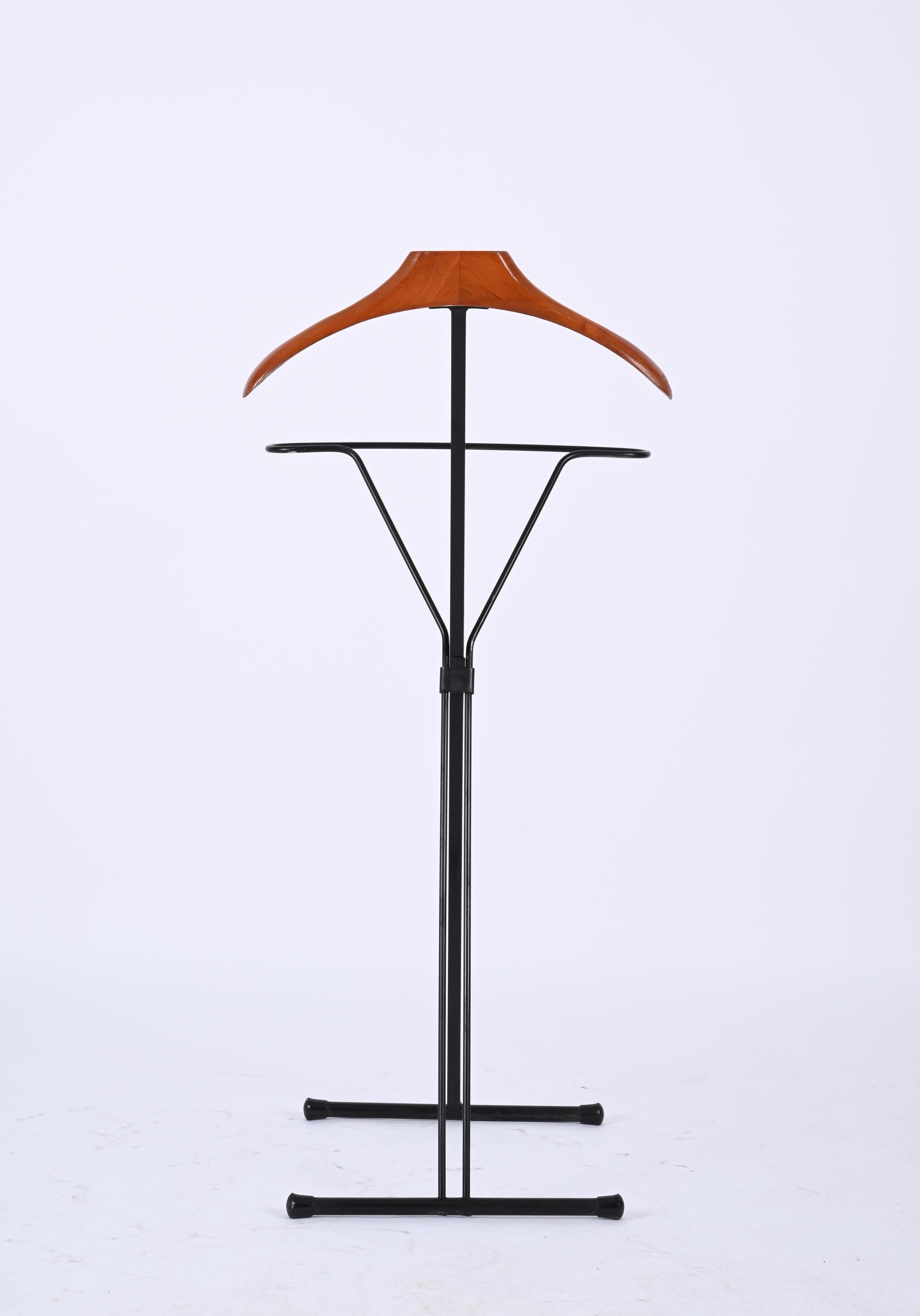 Mid-Century Iron and Beech Wood Italian Foldable Valet Stand, Italy 1960s For Sale 4