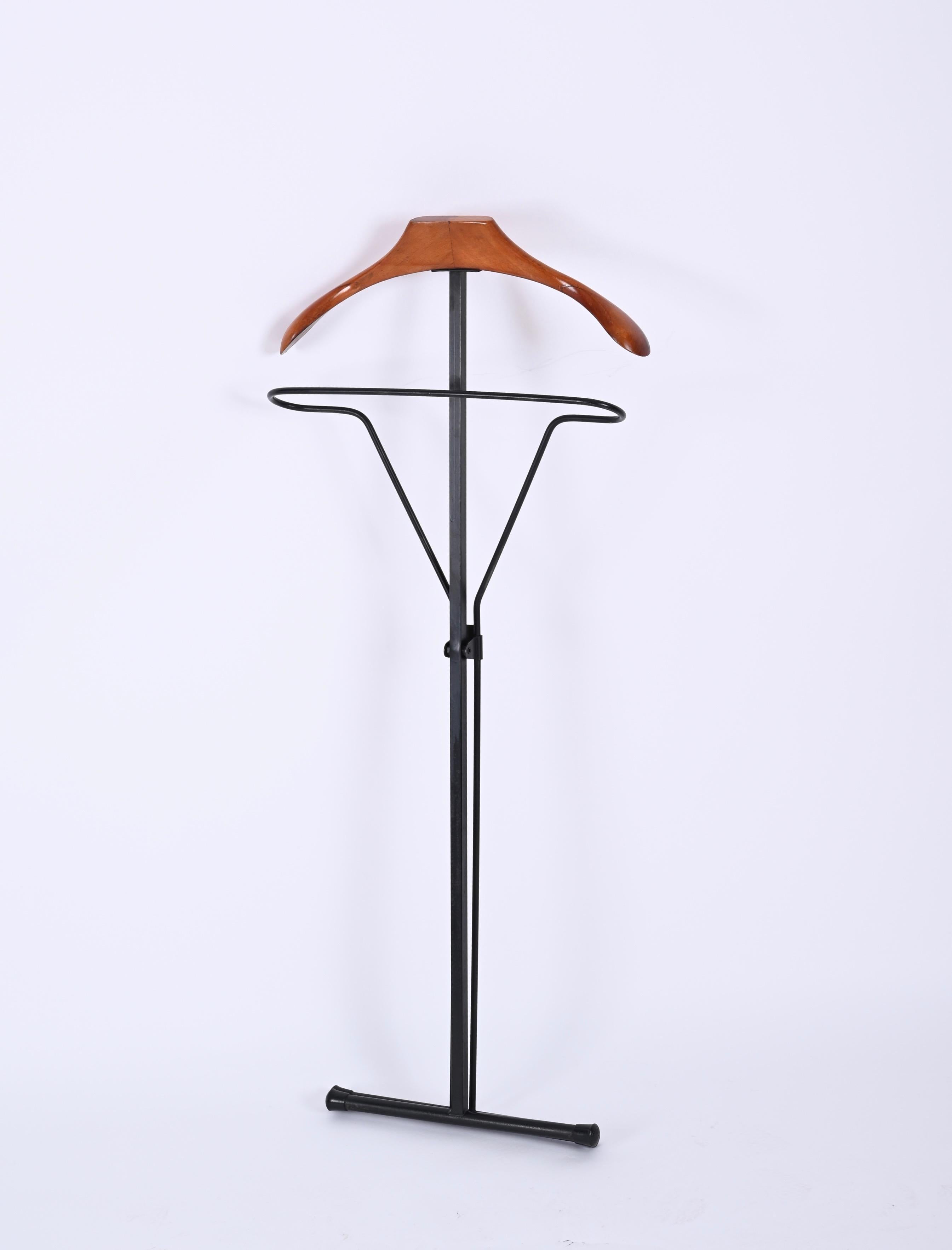 Mid-Century Iron and Beech Wood Italian Foldable Valet Stand, Italy 1960s For Sale 7
