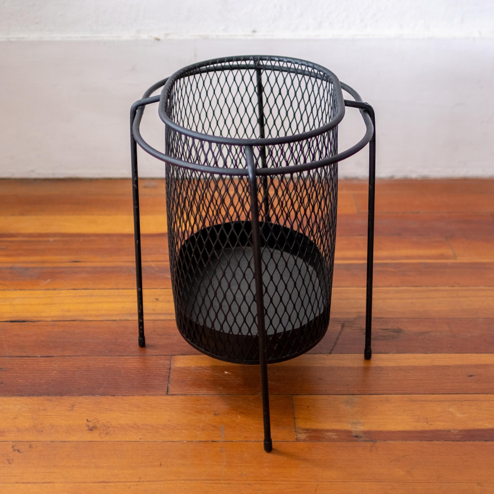Midcentury Iron and Expanded Metal Waste Basket In Good Condition In San Diego, CA
