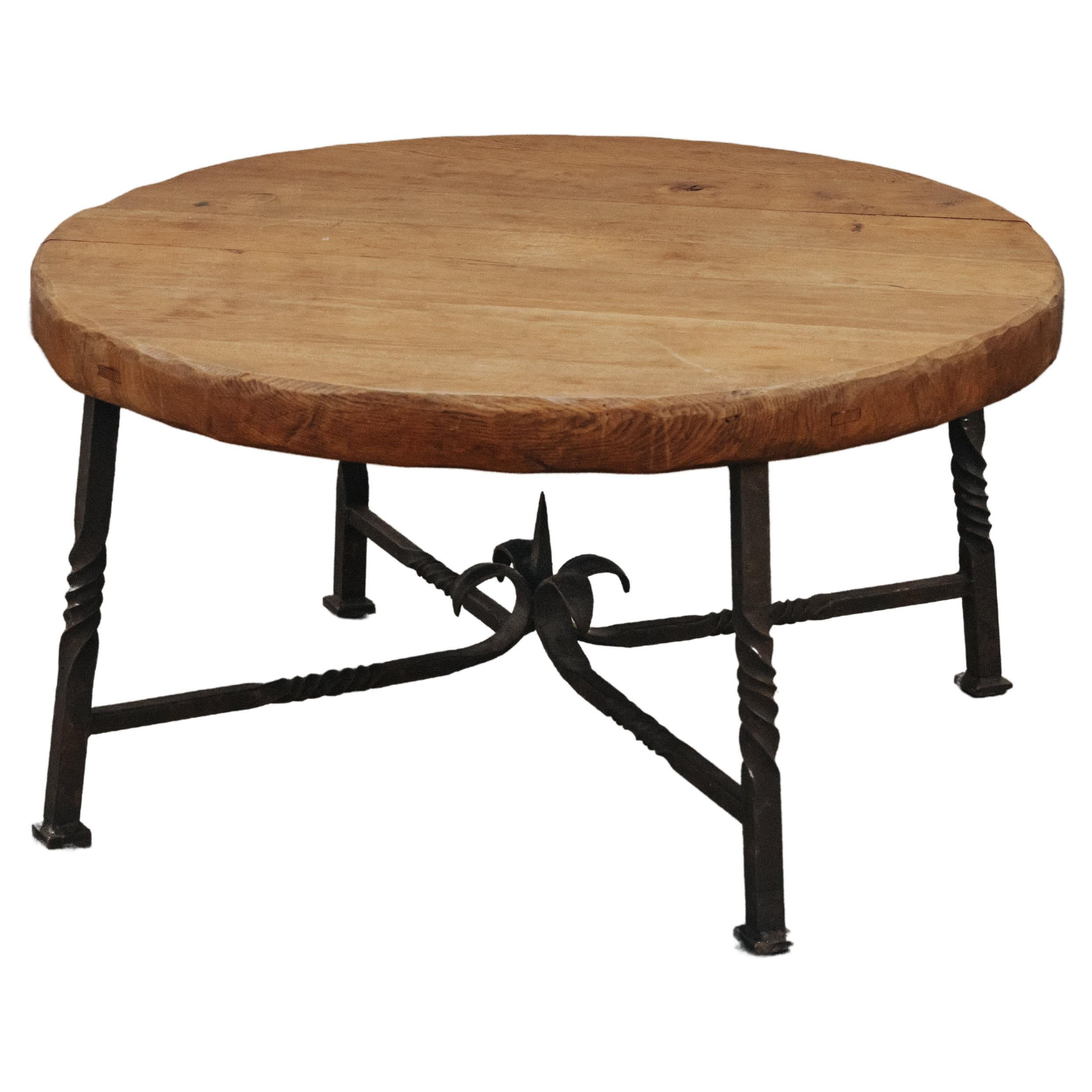Table basse du milieu du siècle en fer et chêne de France, vers 1960