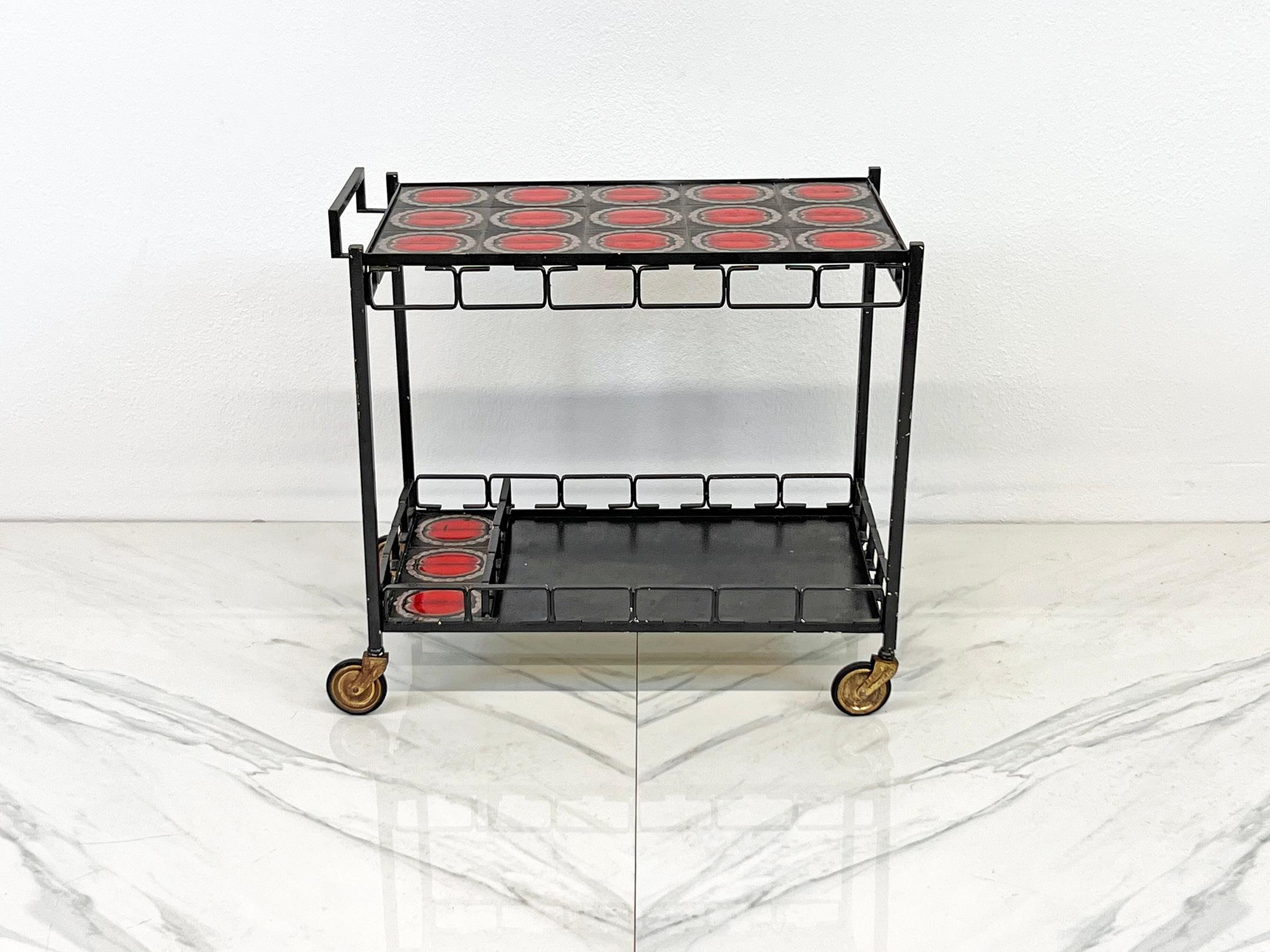 Eisen- und Kachelintarsien-Barwagen aus der Mitte des Jahrhunderts, Dry Bar, ca. 1950er Jahre (Gebrannt) im Angebot