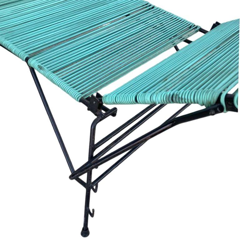 Mid Century Iron Outdoor/Patio Chaise Lounge with Teal Cord For Sale 4