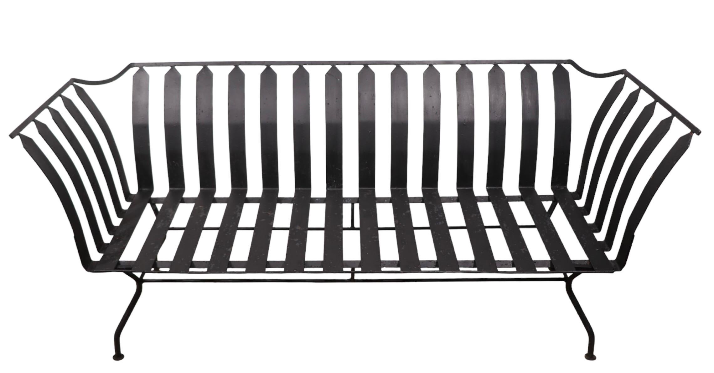 American Mid Century Iron Patio Garden Poolside Gondola Sofa Loveseat att. to Woodard For Sale