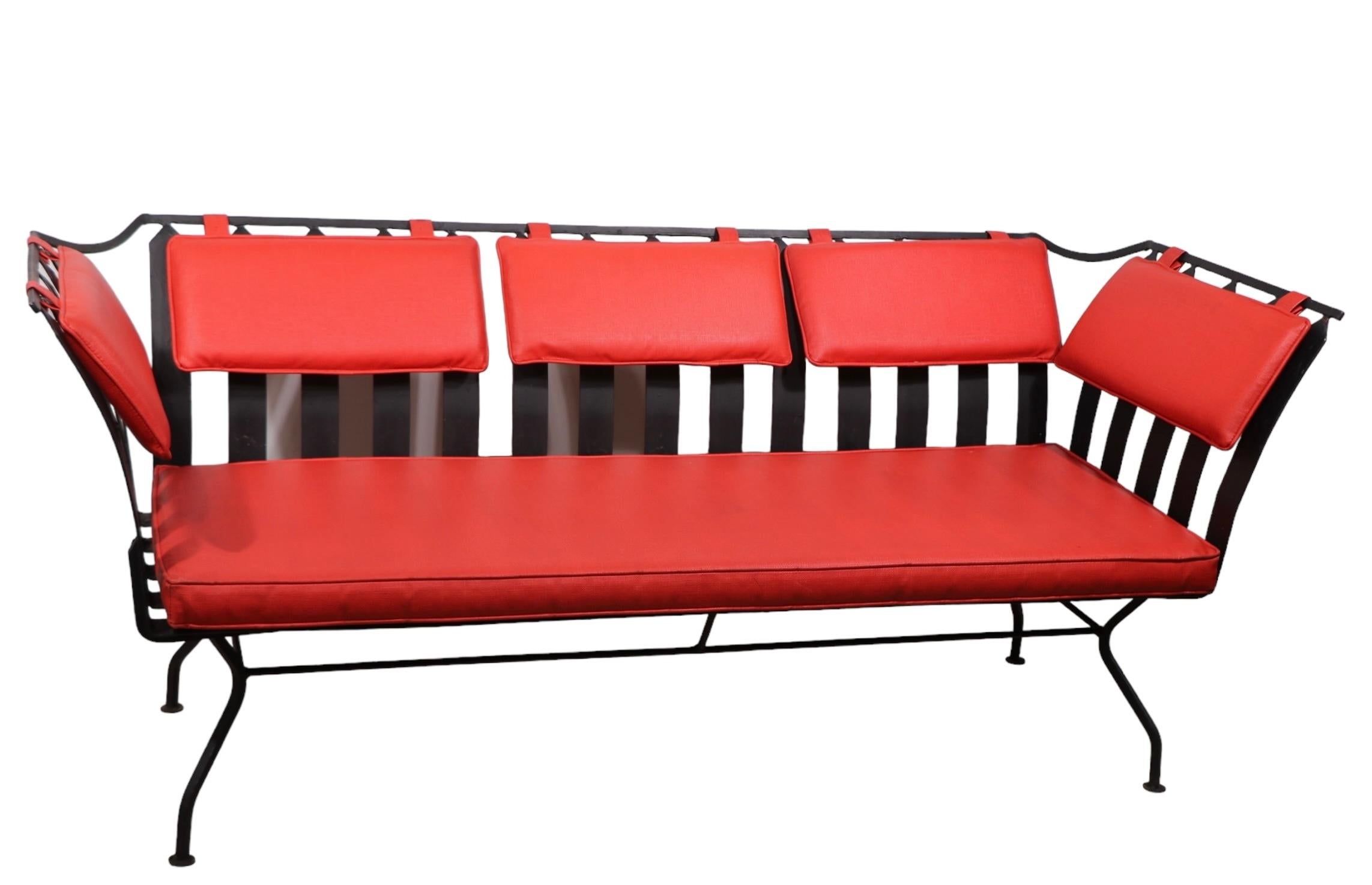 Metal Mid Century Iron Patio Garden Poolside Gondola Sofa Loveseat att. to Woodard For Sale