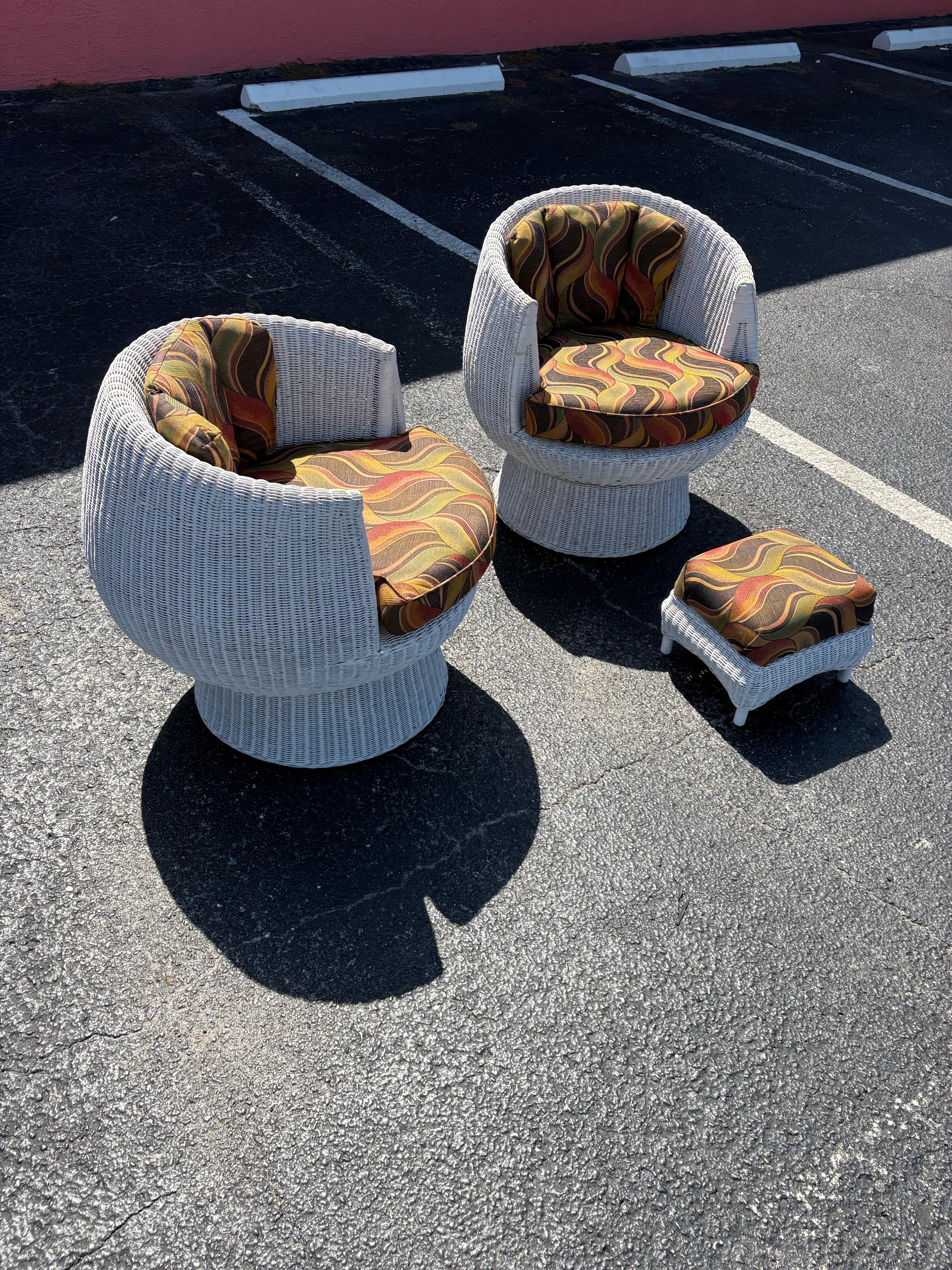American Mid Century Isamu Kenmochi style Wicker Rattan Bubble Mushroom Swivel Chair Pair For Sale
