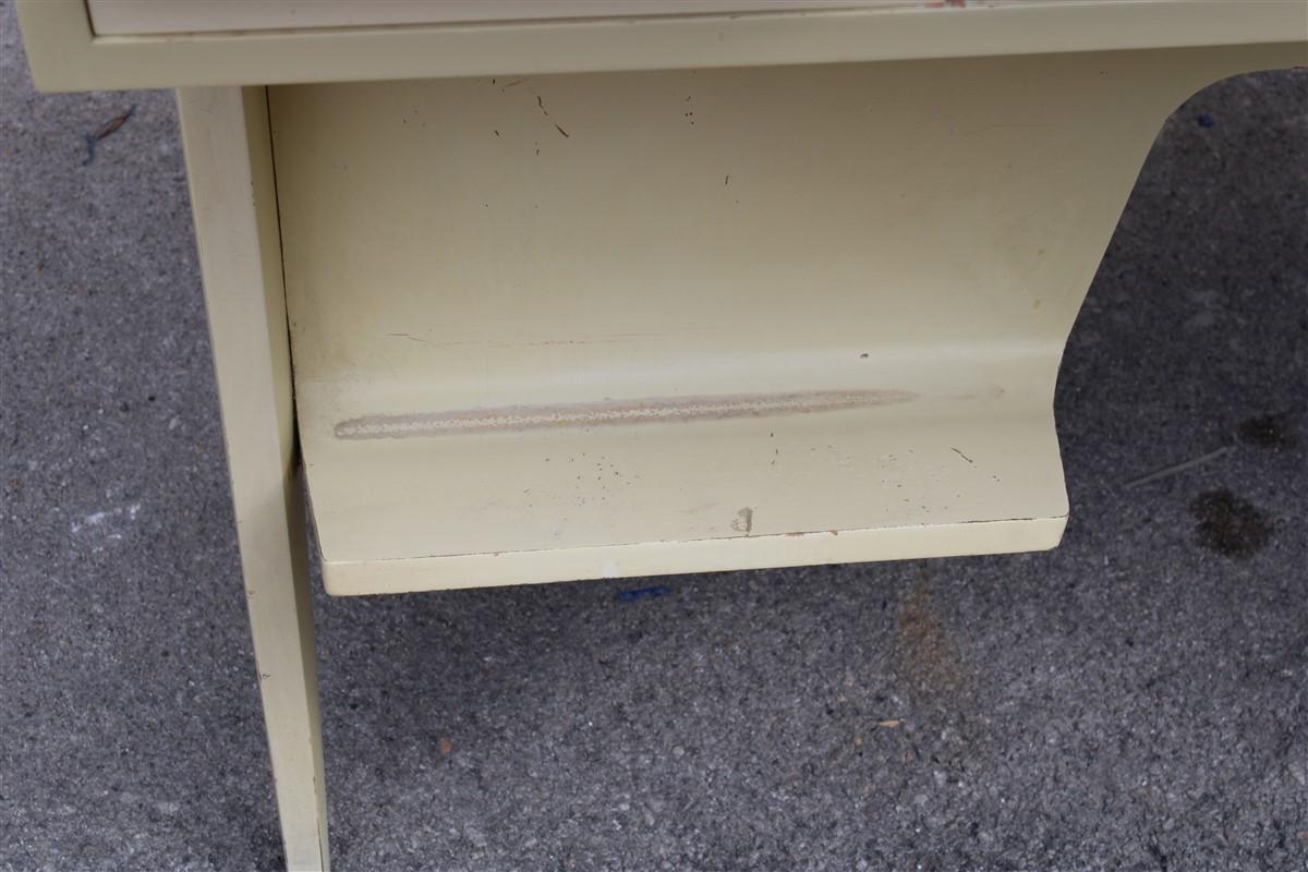 Mid-Century Italia Vanity Desk in Lacquered Wood Gio Ponti Style Colored Dassi In Good Condition For Sale In Palermo, Sicily