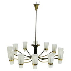 Mid-Century Italian 12-Arm Chandelier by Stilnovo in Brass and Murano Glass