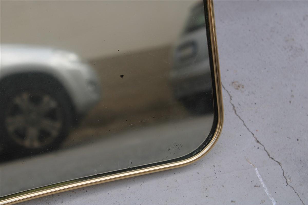 Mid-Century Italian 1950 Mirror in Gold Shaped Solid Brass Gio Ponti Style For Sale 1