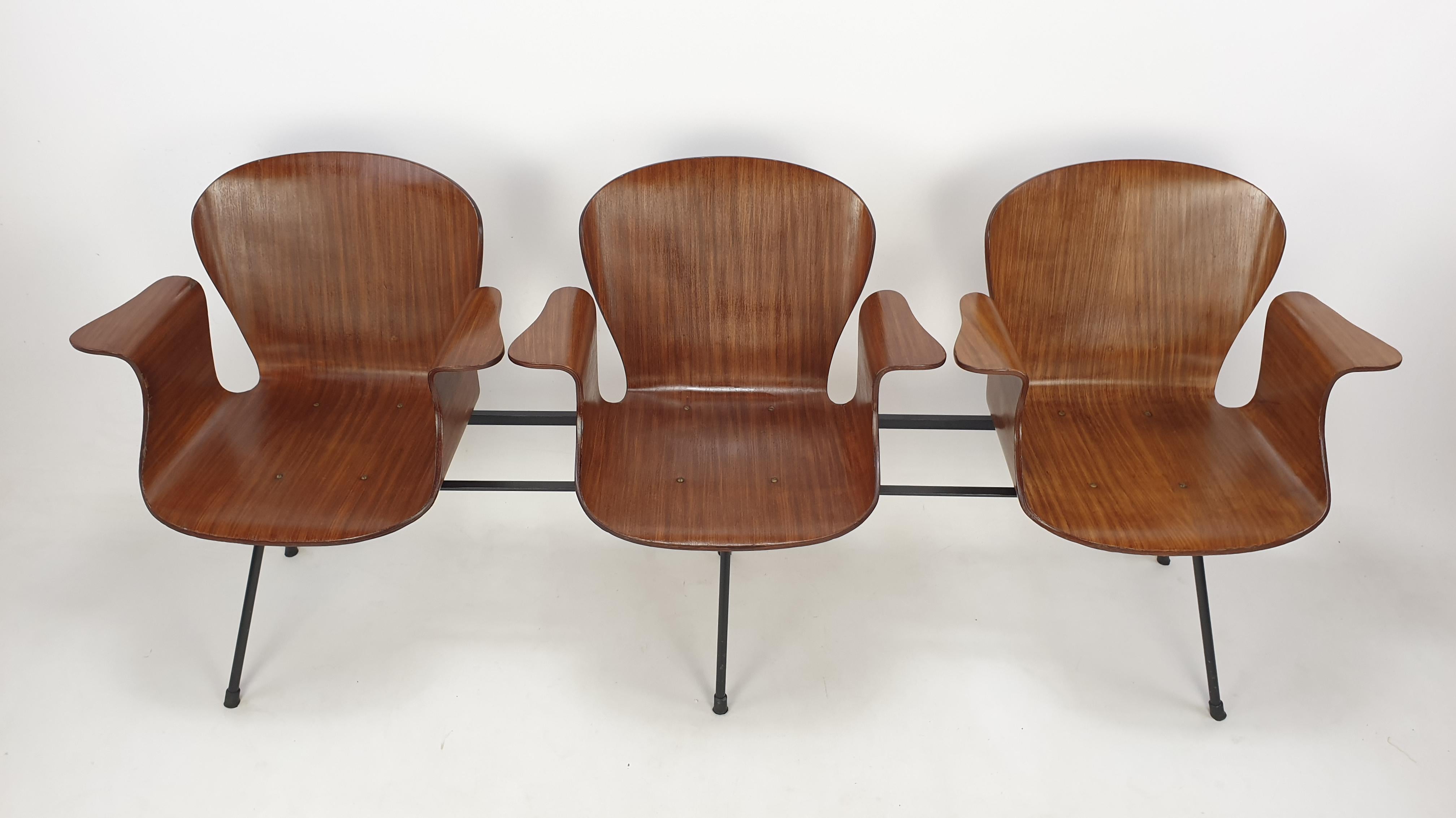Mid Century Italian 3-Seat Bench by Carlo Ratti, 1950's In Good Condition For Sale In Oud Beijerland, NL