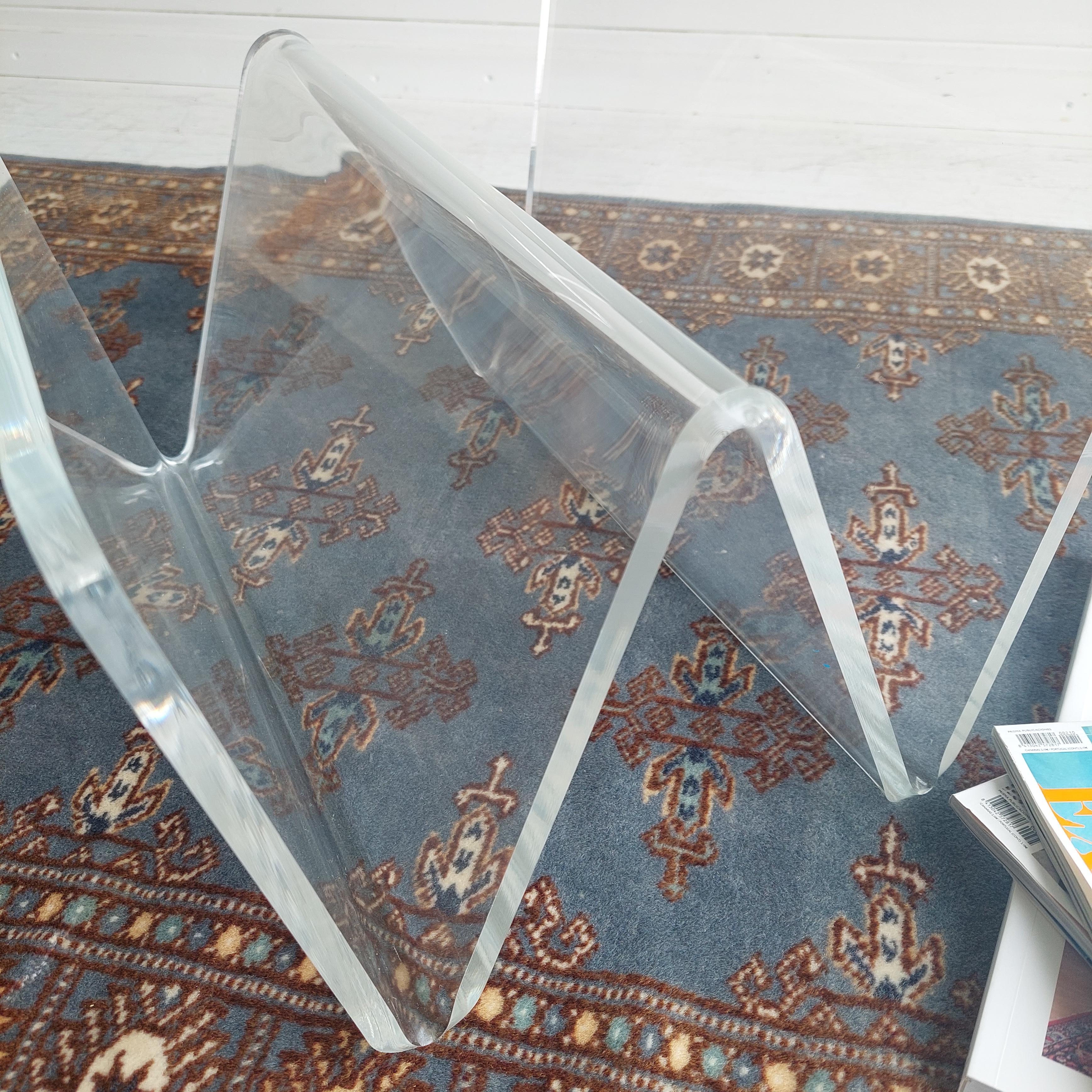 Mid Century Italian Acrylic Plexiglass Side Table with magazine rack, 70s 5
