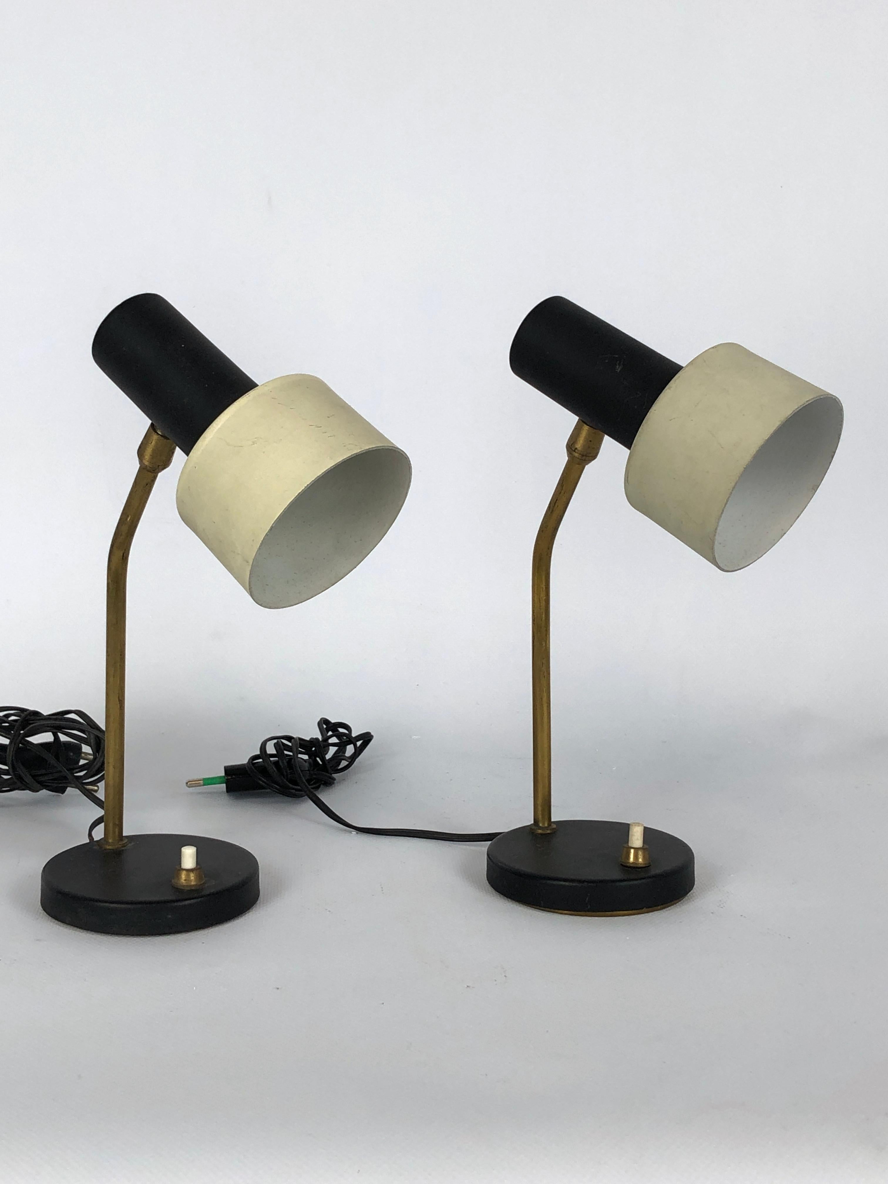 Mid-Century Modern Mid-Century Italian Adjustable Cone Table Lamps, Set of Two For Sale