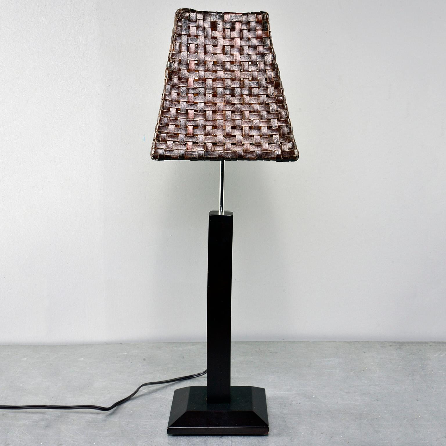 Mid-Century Modern Midcentury Italian Adjustable Lamp with Original Woven Leather Shade For Sale