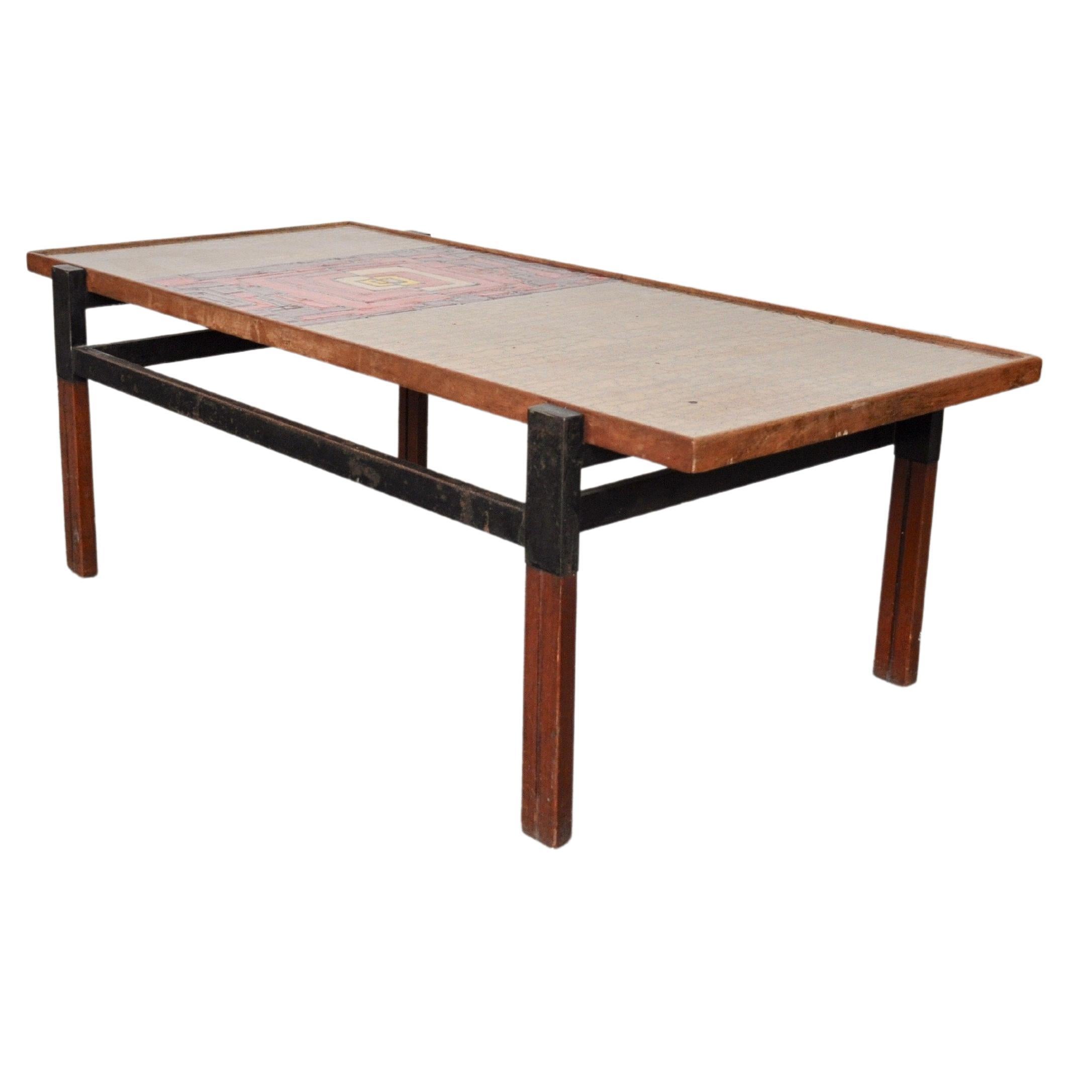 Mid-Century Italian Afrormosia Coffee Table – 1950s Iron and Colored Resin in vendita