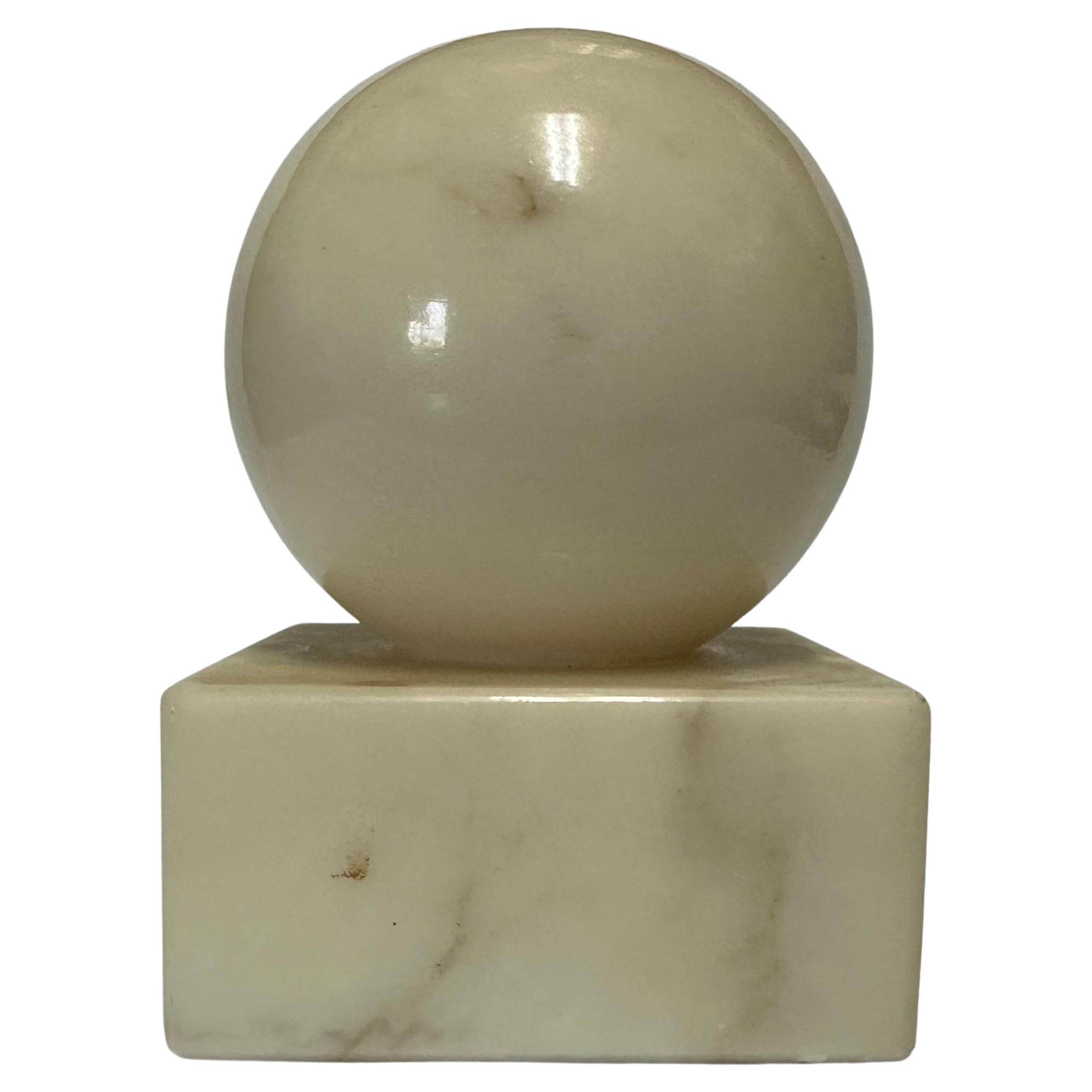 Mitte des Jahrhunderts Italienisch Alabaster Geometrische Hand geschnitzt Vintage Briefbeschwerer