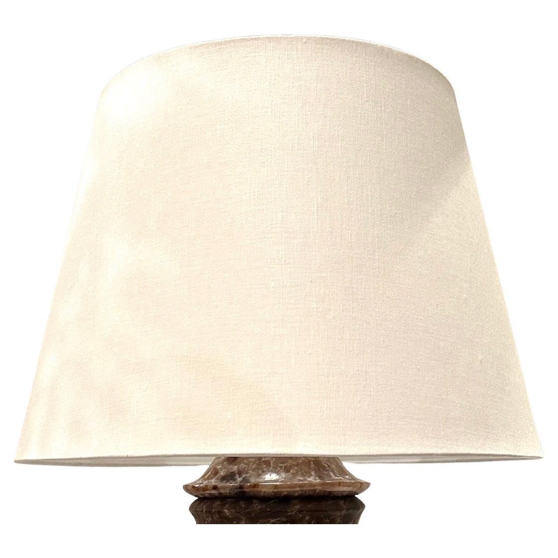 Américain The Marbro Company Lamp en albâtre d'Italie du milieu du siècle en vente