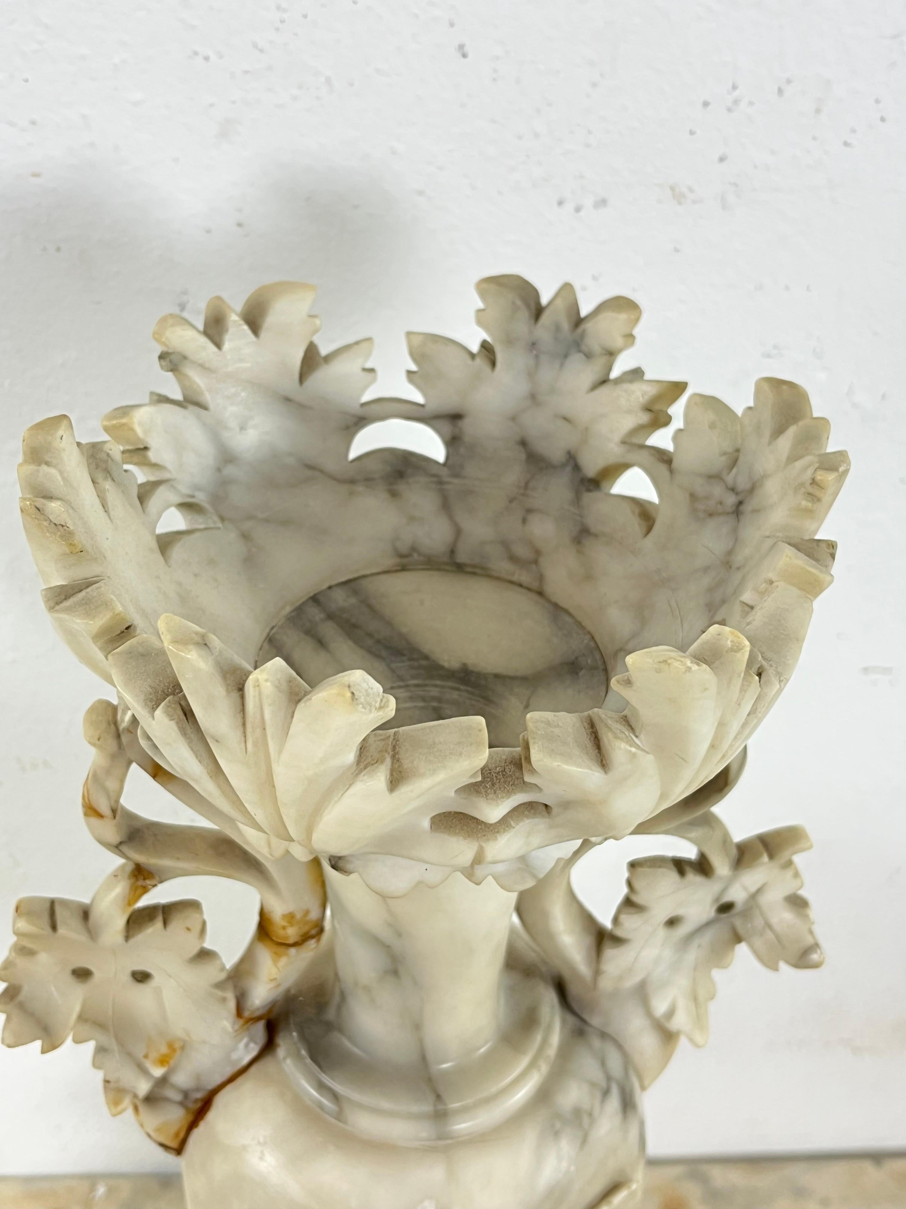 Italienische Alabaster-Vase aus der Jahrhundertmitte, 1930er Jahre im Angebot 8